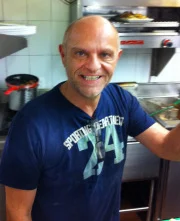 Stefan Petridis