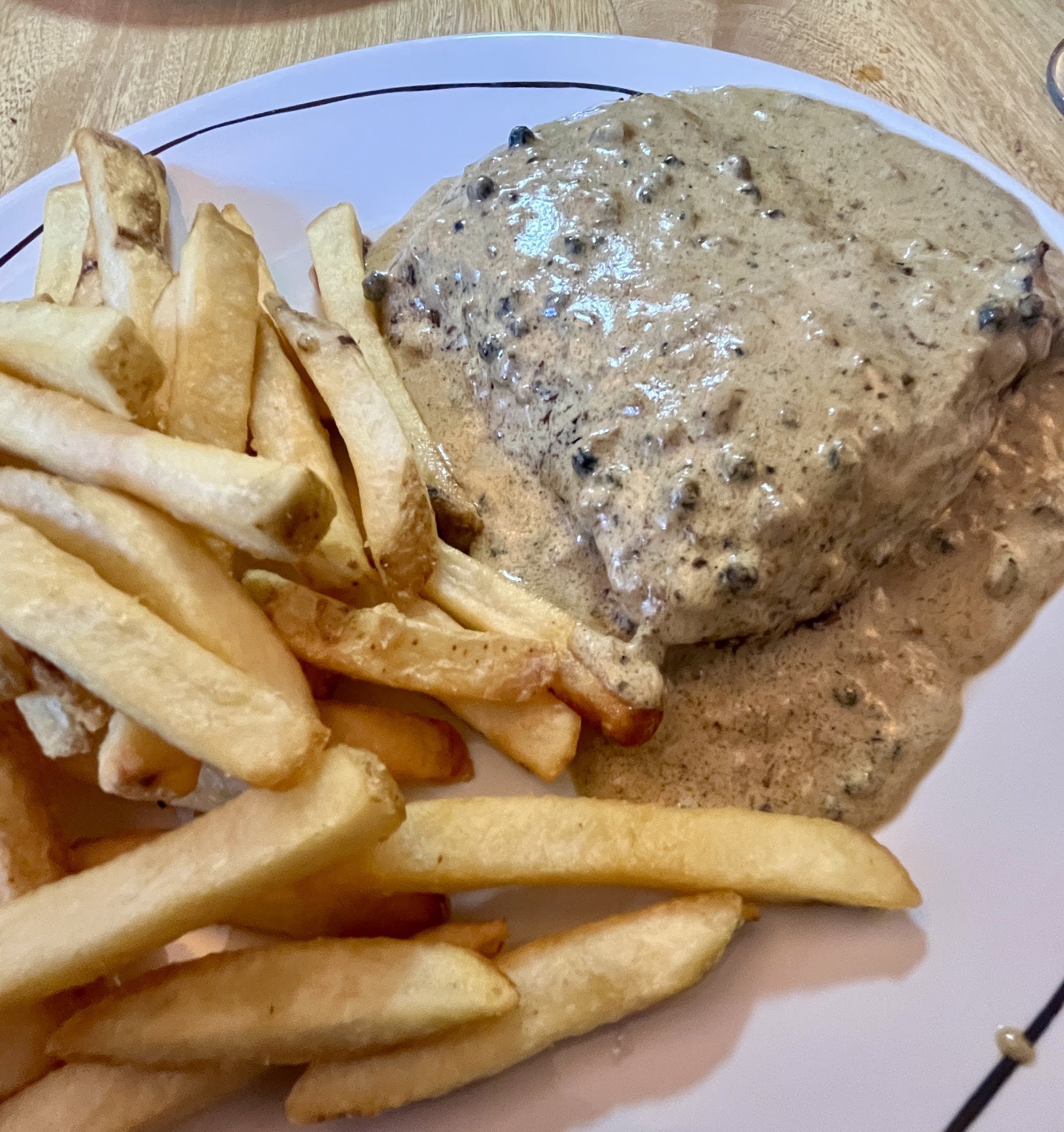 Lucky Lindy: Comfort in the Condesa