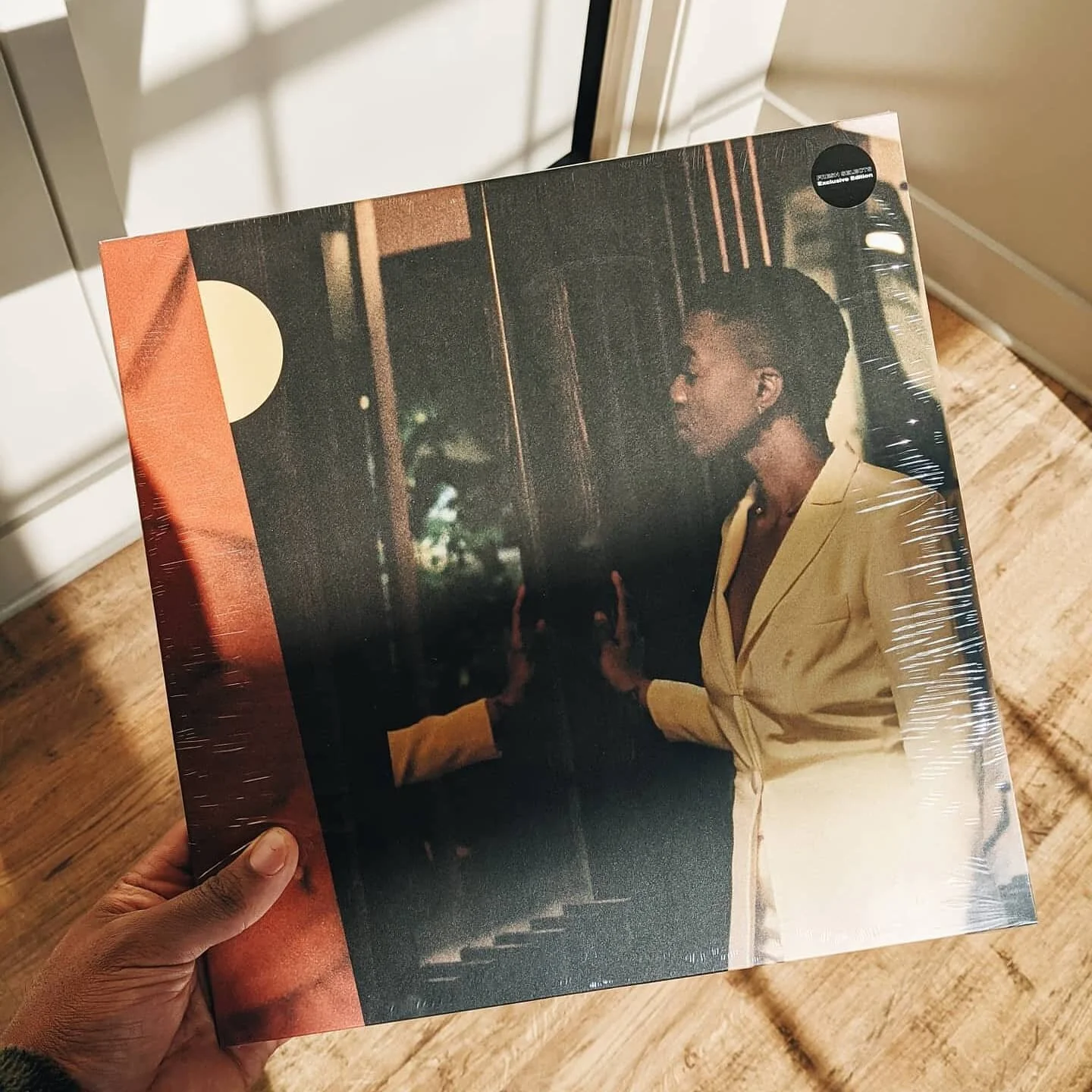 Much love to the UK fam @emmavie // a pleasure to have this debut gem in the collection. Written, performed &amp; produced by herself // Steady showing this project to folks @freshselectslabel