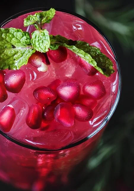 Green Juice Drink With Lemon