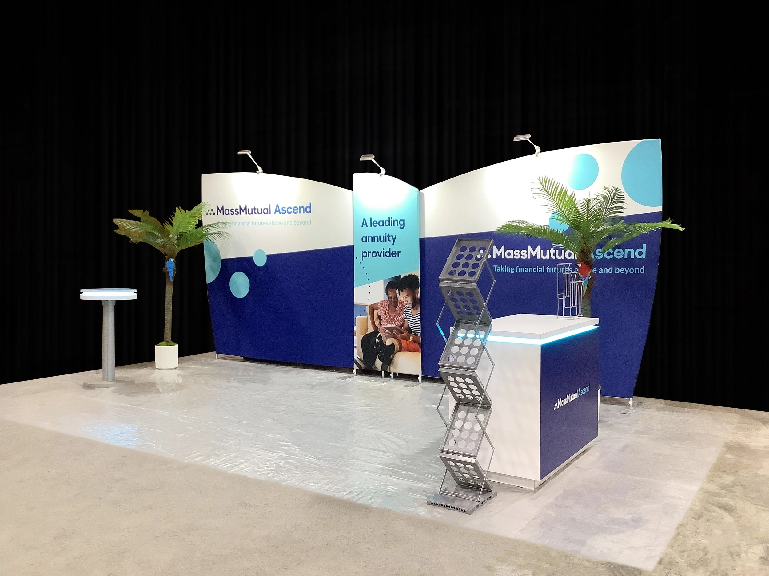 MassMutual_BISA_10x20_Right View_Lit option.jpg