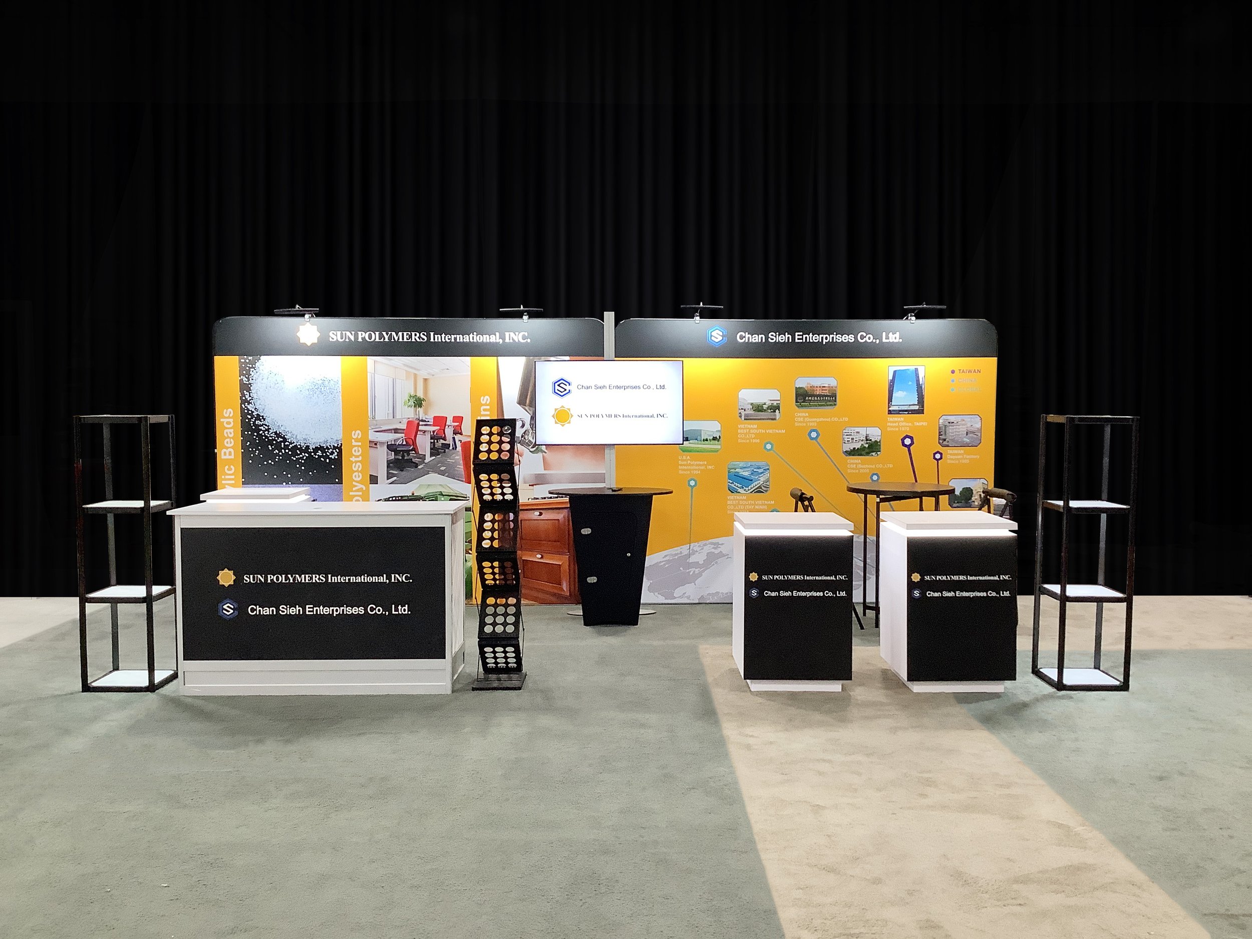 Sun Polymers_ACS 2026_10x20_Front View.jpg