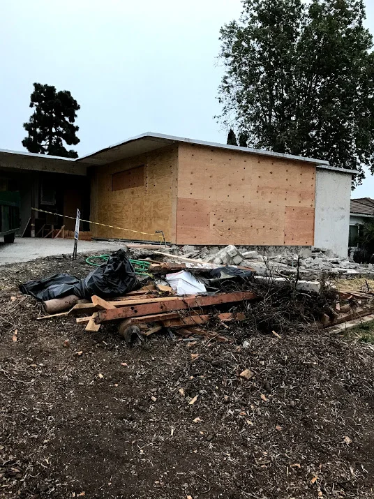 Garage Conversion: Week 5 (Goodbye, stone wall)