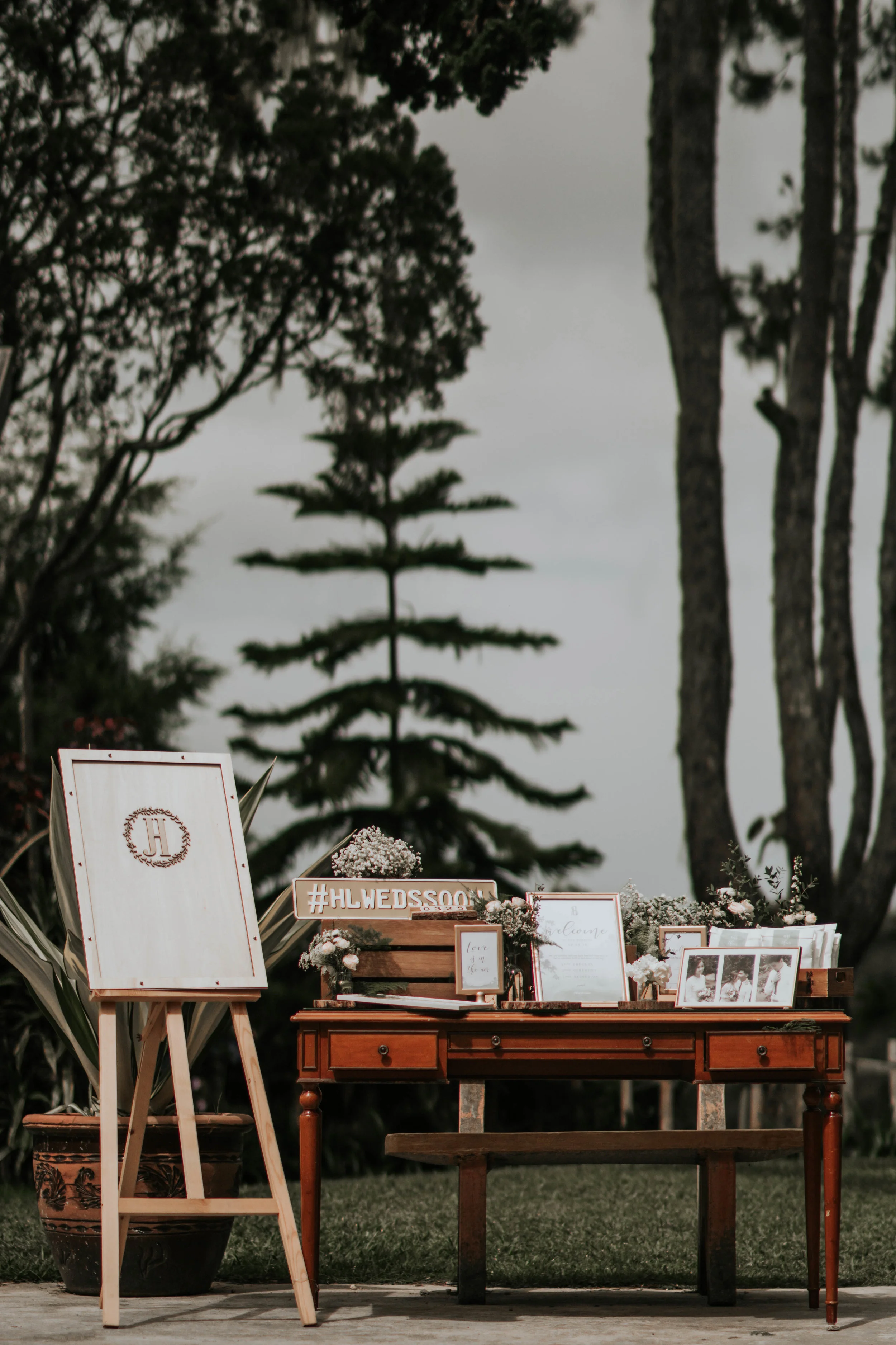 vintage wedding reception table