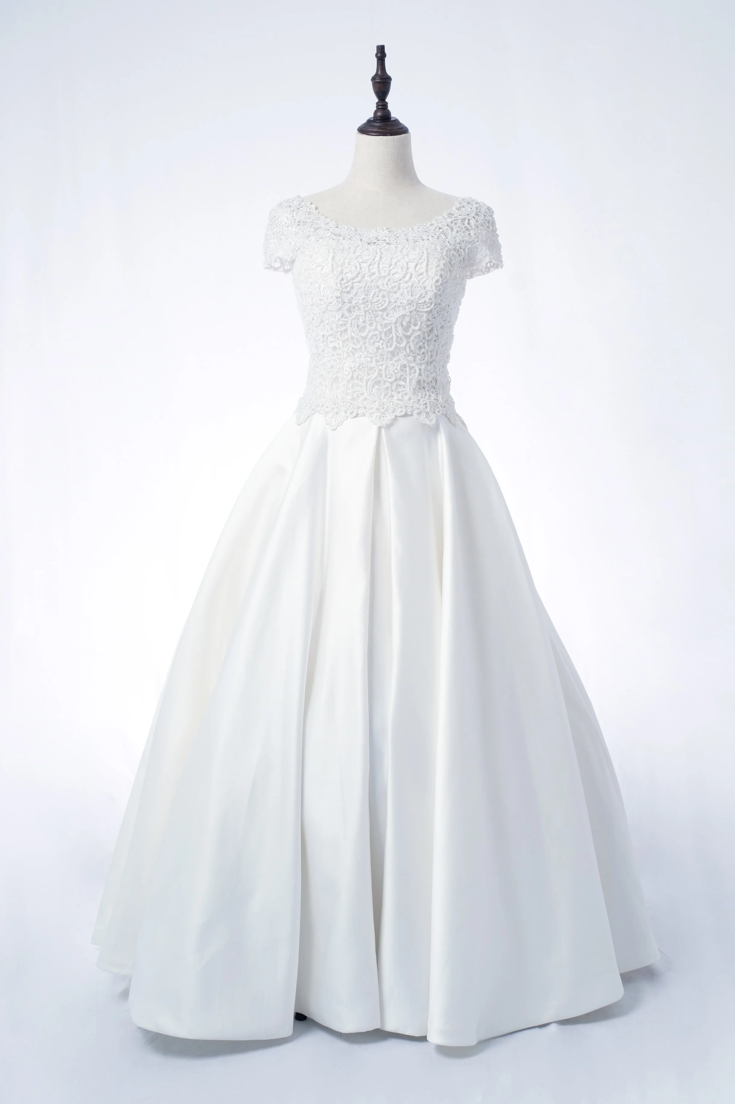 wedding bridal ballgown