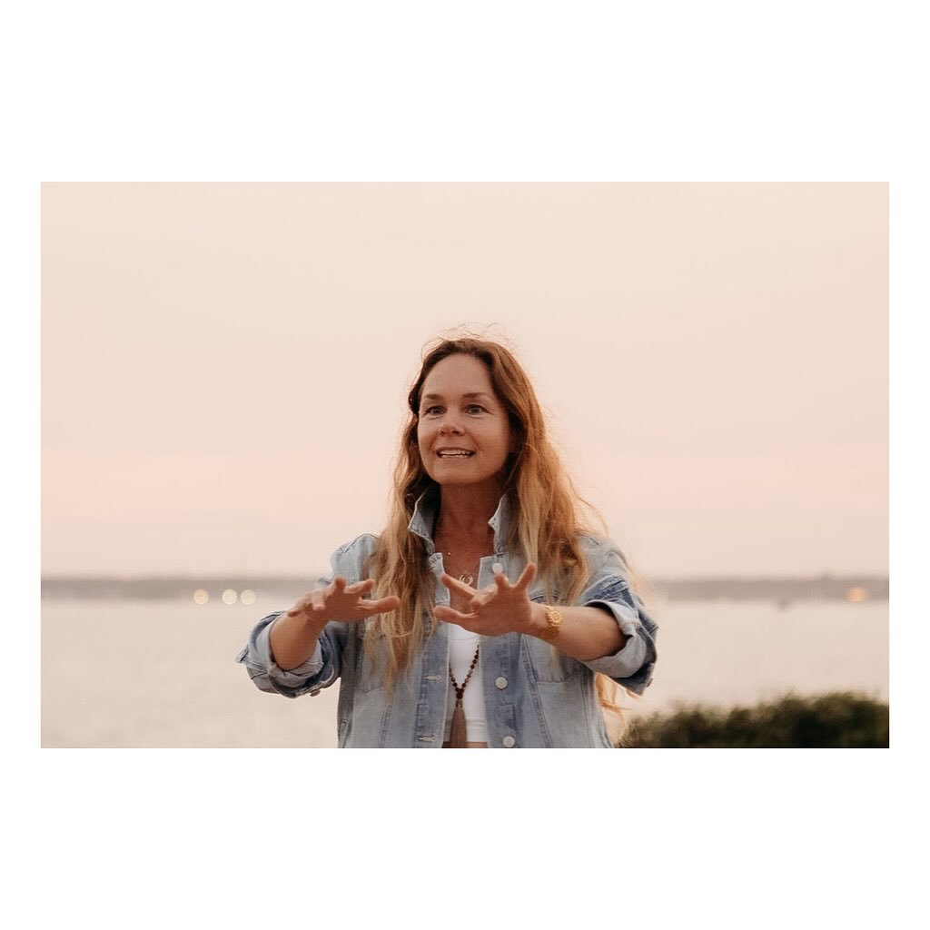 &bull;FINDING YOUR WAY WITH LOVINGKINDNESS: A RETREAT&bull;
An attendee describes Allison as a teacher: 

&ldquo;Allison opens her heart to all with whom she works.  She truly cares about each and every participant, student, attendee.  Allison treats