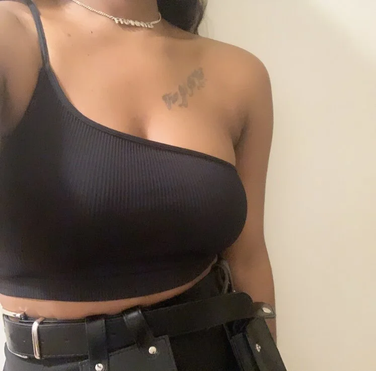 Ribbed One Shoulder Bralette 