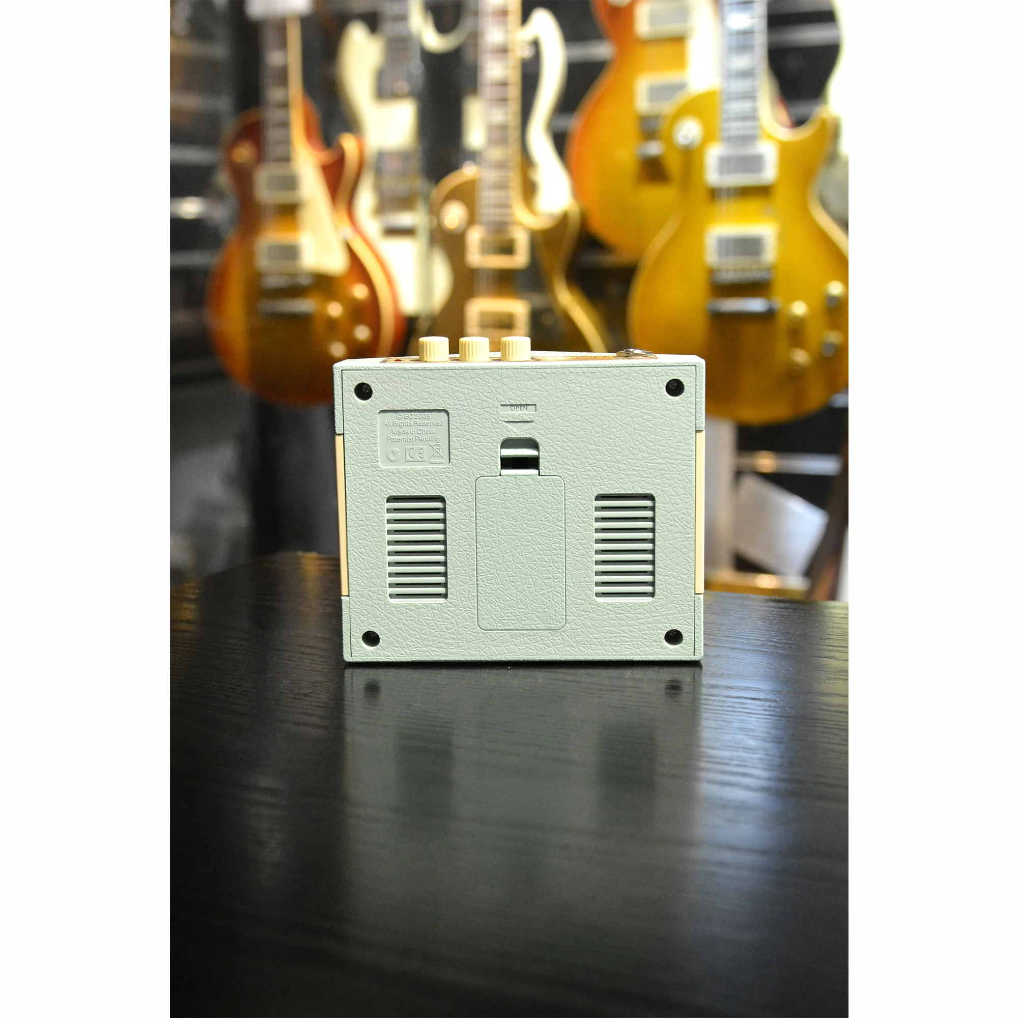 DANELECTRO BLUE HIFI PS188.jpg