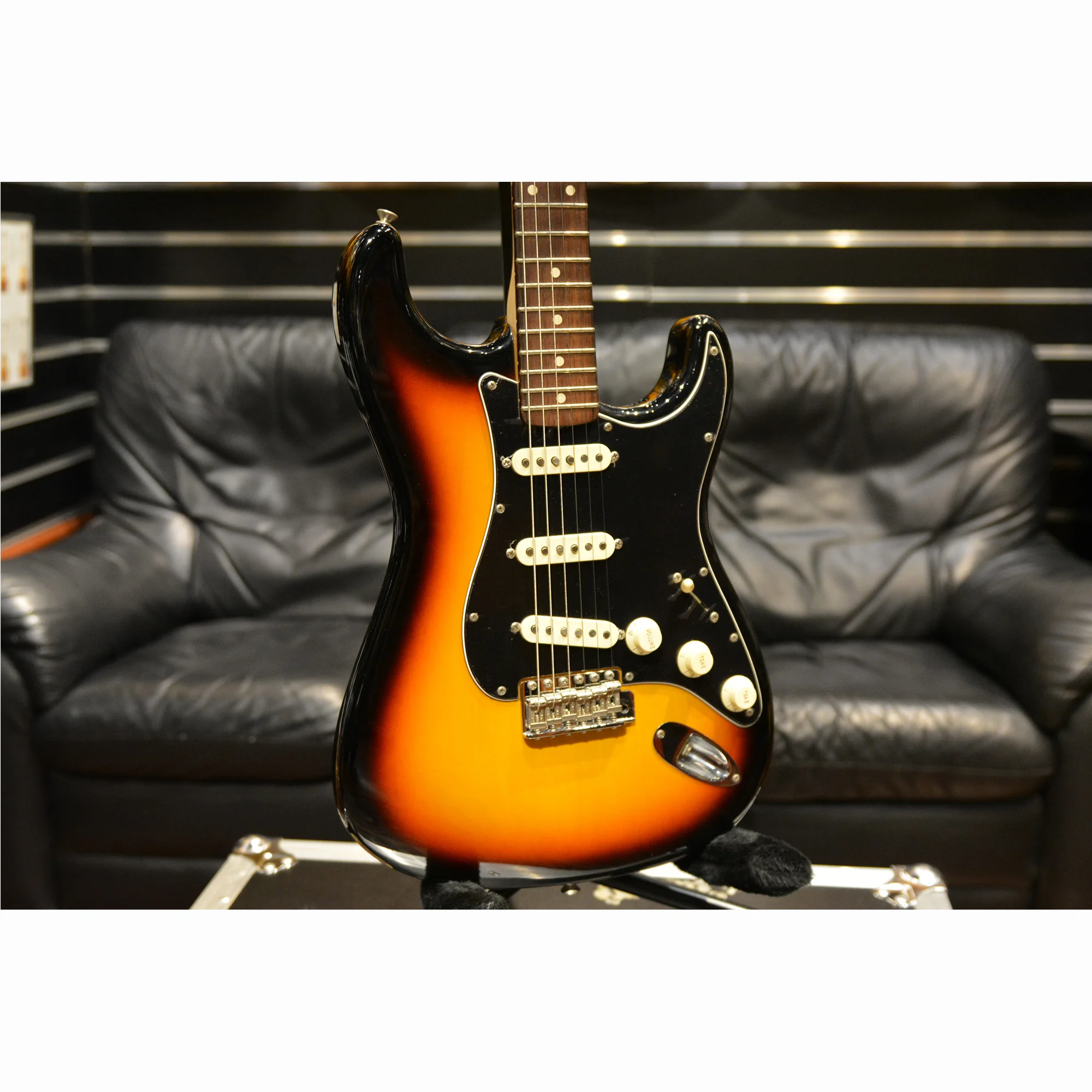 FENDER R5761 PS0014.jpg