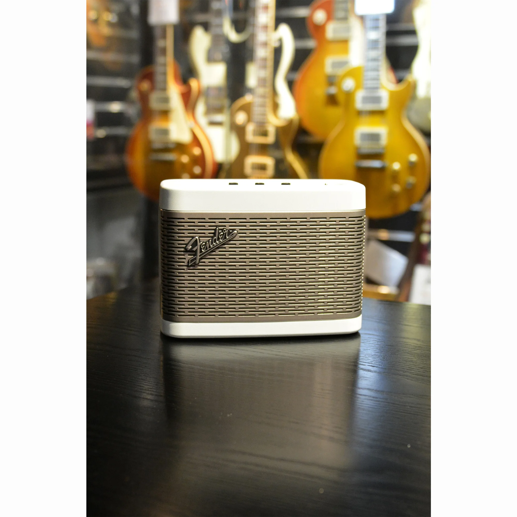 FENDER BLUE HIFI PS174.jpg
