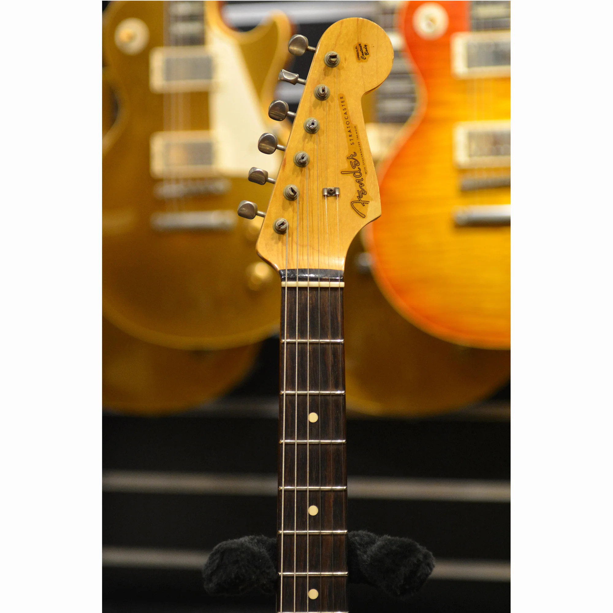 FENDER CZ516552 PS69.jpg
