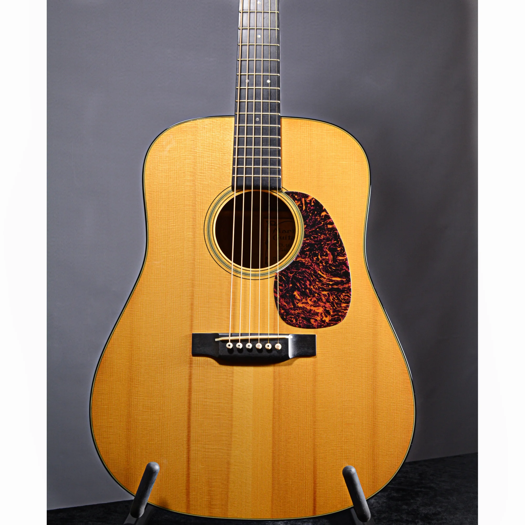 Martin D18 3.jpg