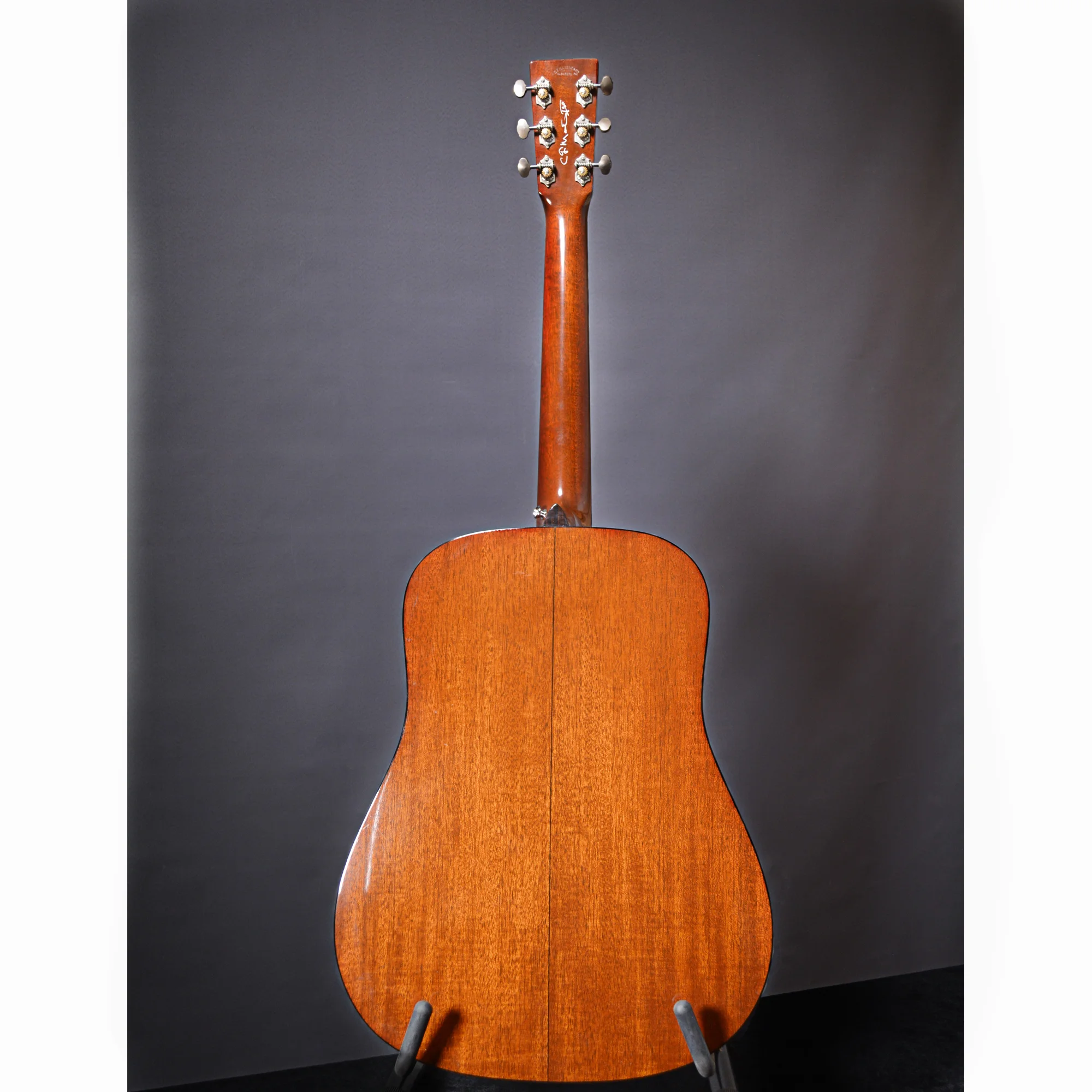 Martin D18 4.jpg