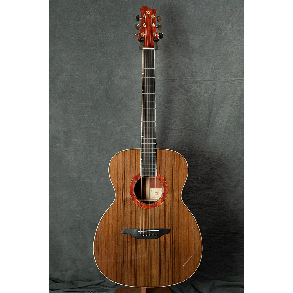Gomans  000-S16 Custom Padauk | Candian Cedar