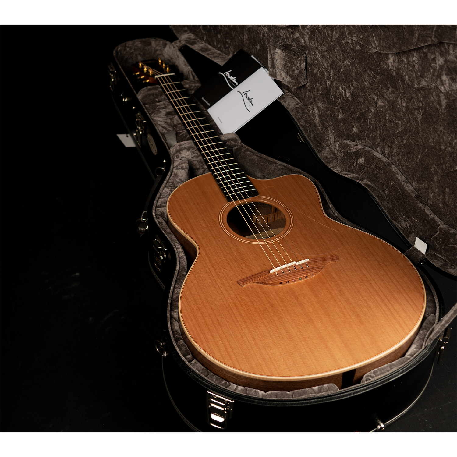 LOWDEN F - 23C RED CEDAR | WALNUT — GUITARSOFA SHOP