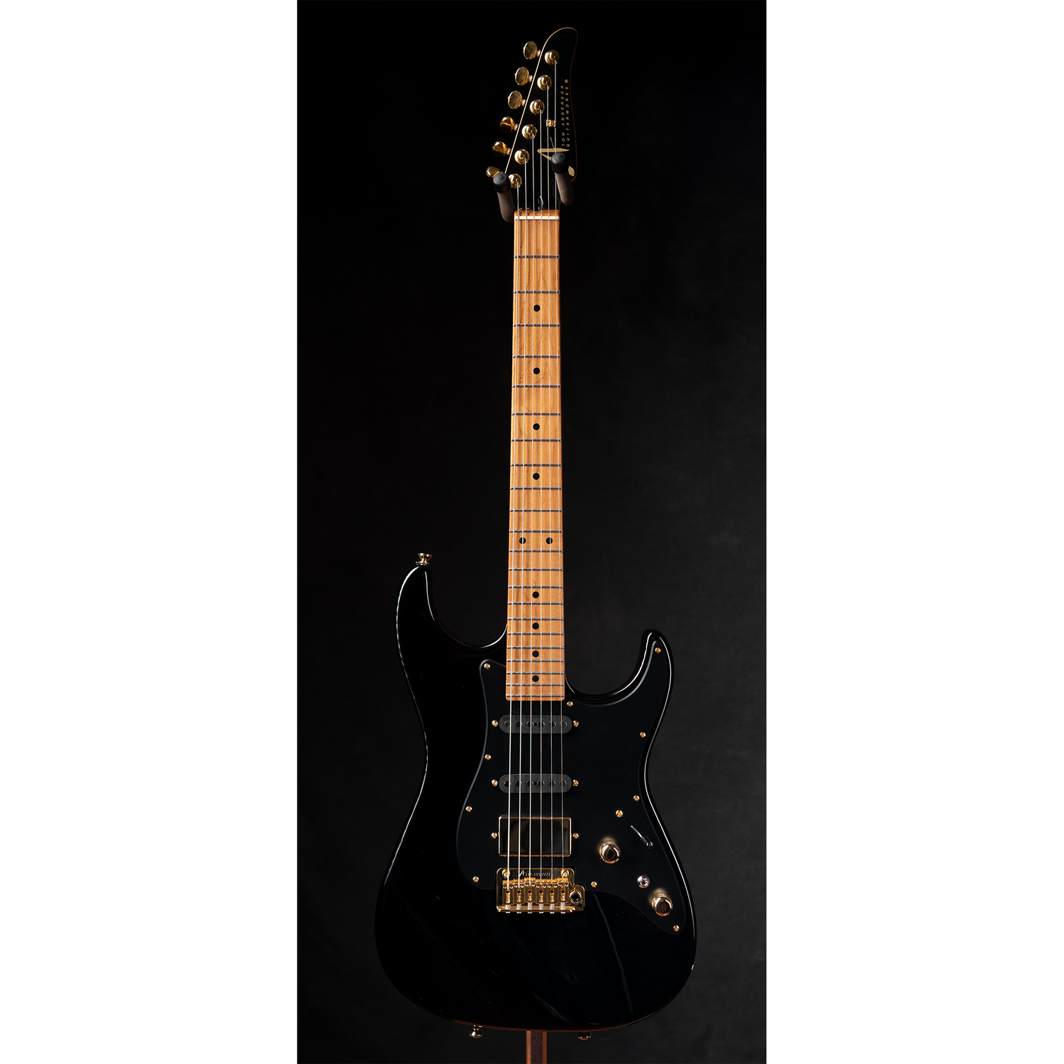 Tom Anderson The Shorty Classic Black ( On Hold ) — GUITARSOFA SHOP