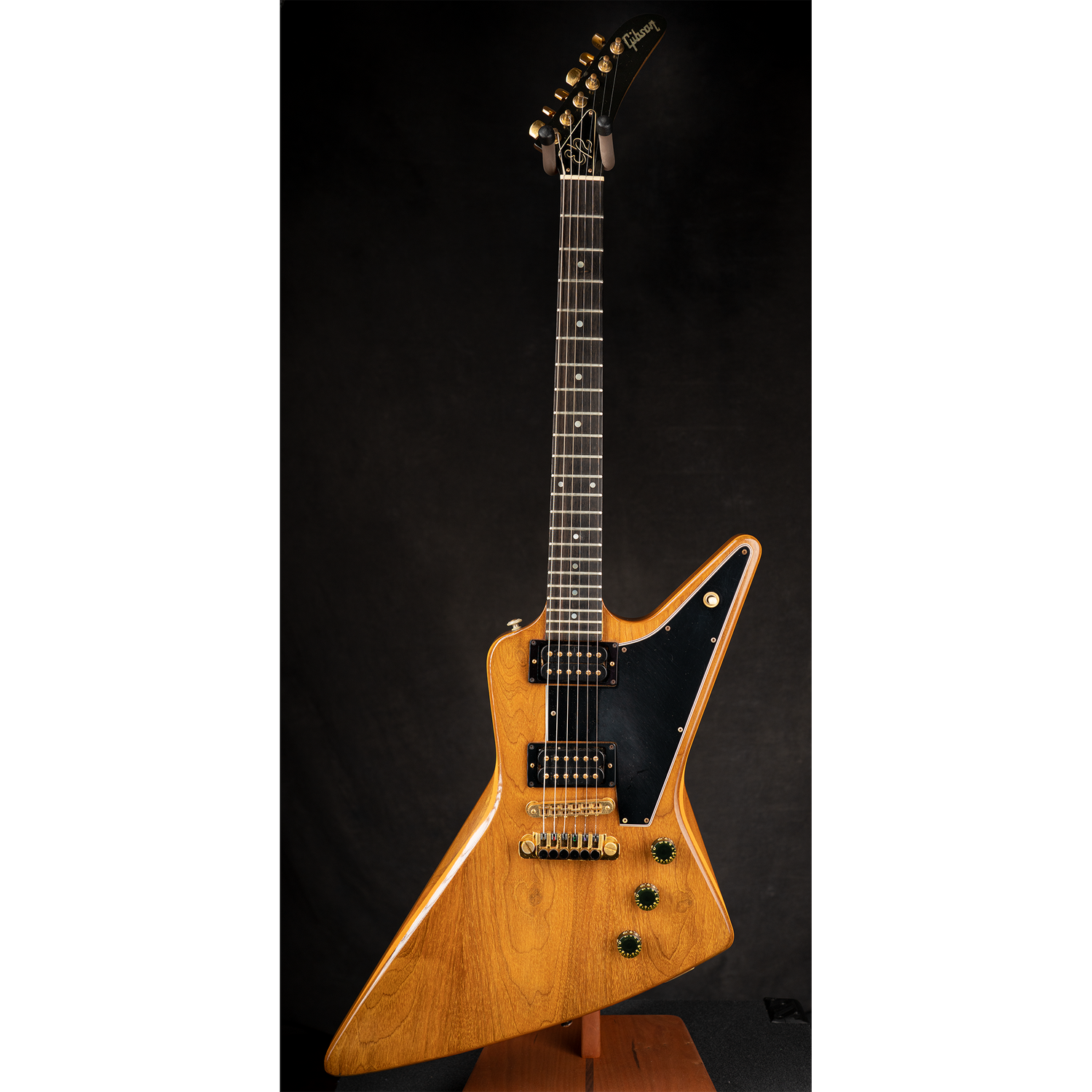 Vintage 1979 Gibson E2 Explorer Walnut — GUITARSOFA SHOP