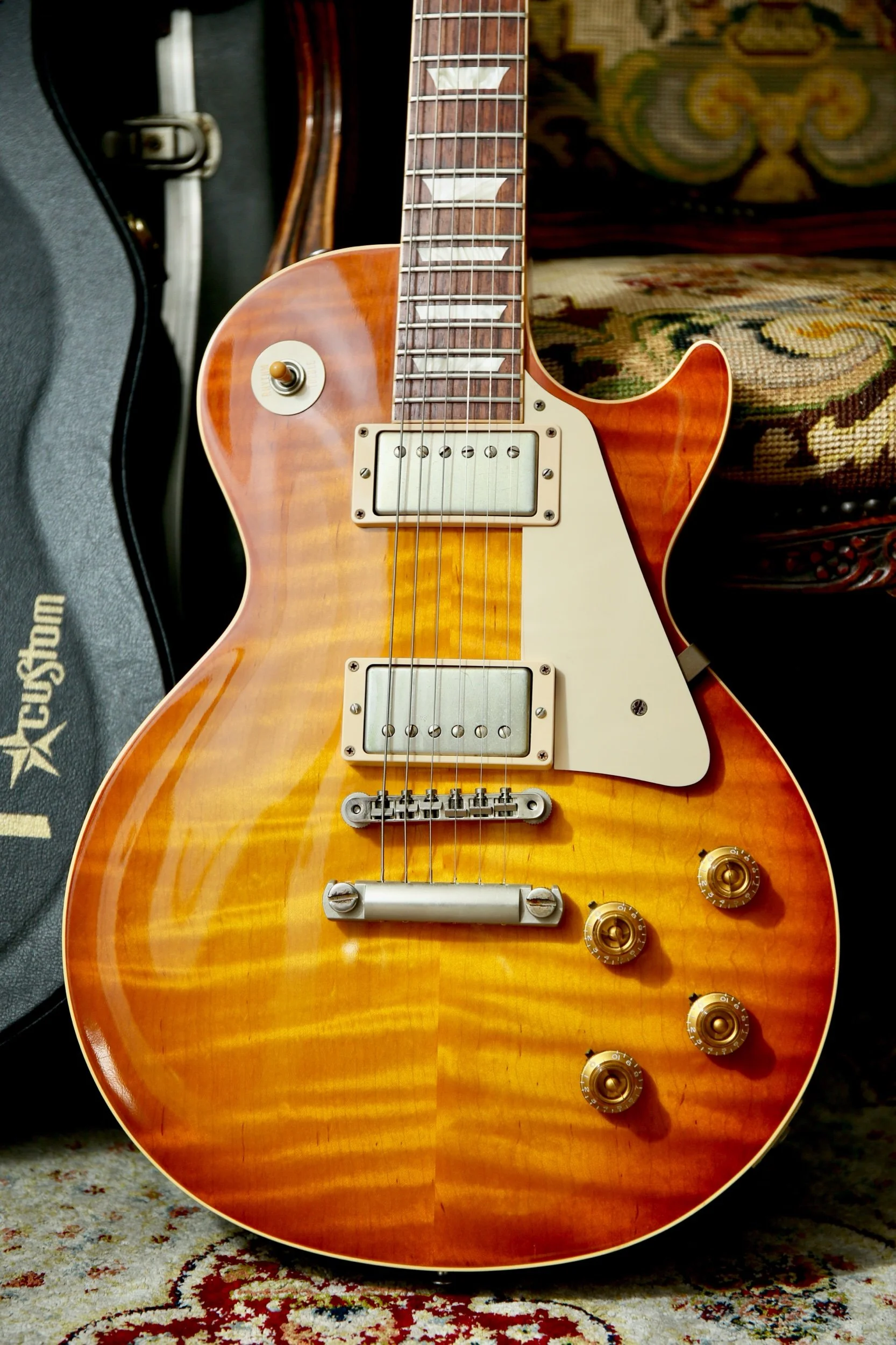 2011 Gibson Custom Shop Historic " Vic DaPra" 1959 Les Paul Reissue Hand Selected VOS Caramel Burst VOS Limited (1 of 25)