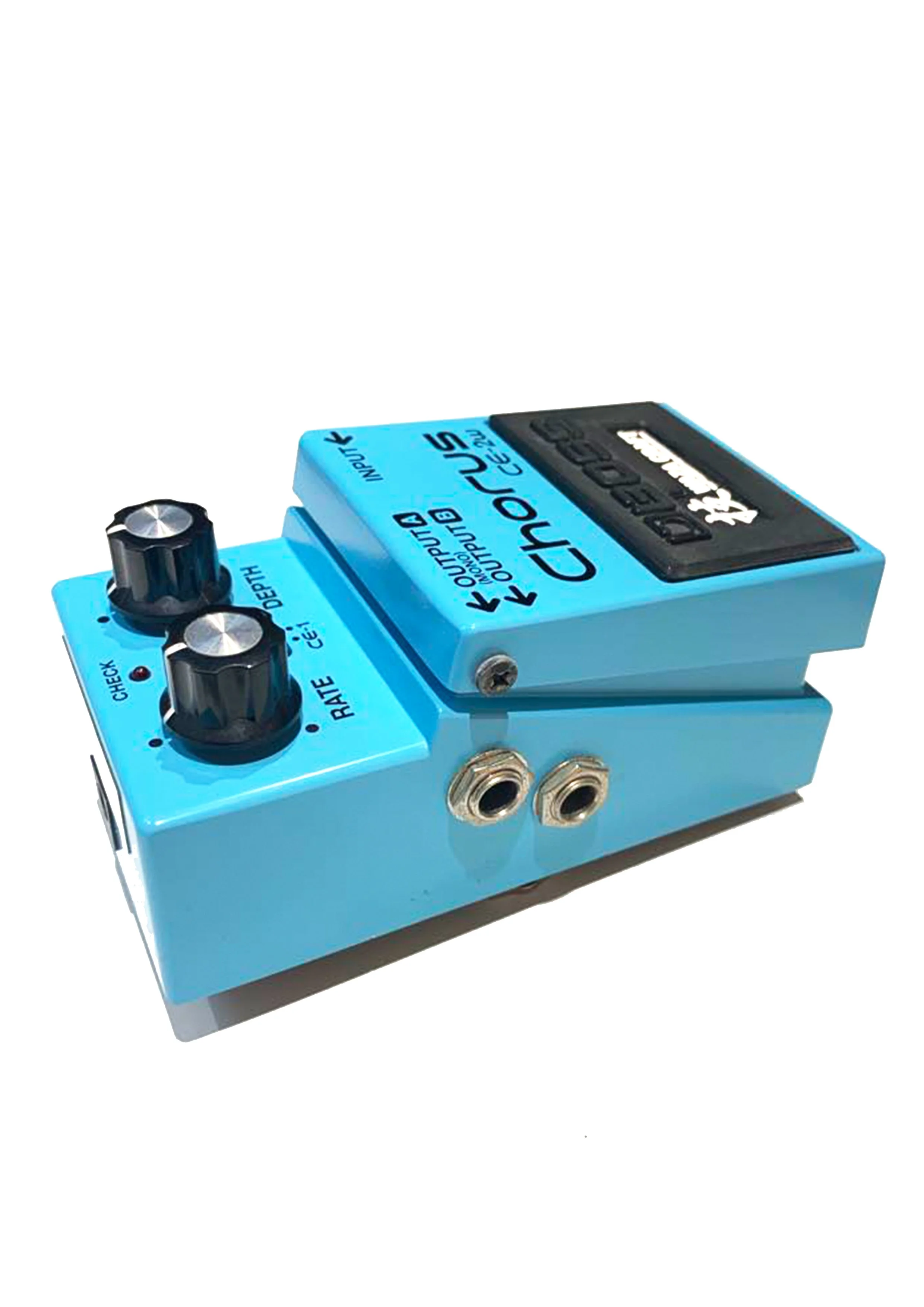 ギター BOSS Chorus CE-2w WAZA CRAFT Amazon.com: Boss CE-2W Waza Craft Chorus Bundle with Gearlux