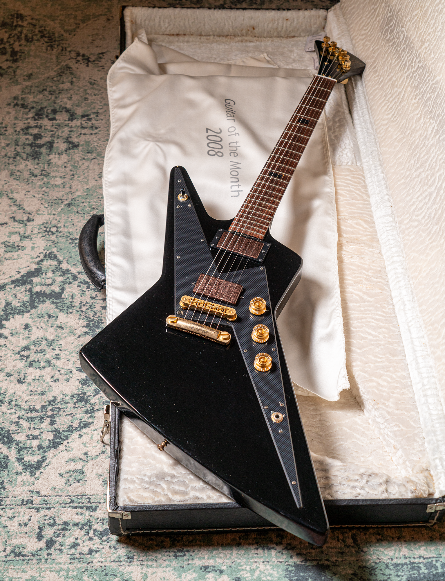 2008 Gibson "Guitar of the Month" Reverse Explorer  Antique Walnut Limited Edition