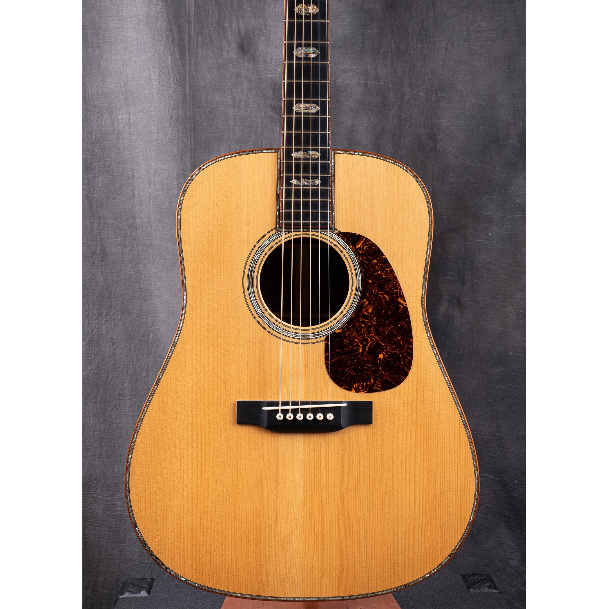 2015 MARTIN CUSTOM SHOP NAMM SHOW LIMITED EDITION VINTAGE D-45 GUATEMALAN ROSEWOOD/ MASTER GRADE ADIRONDACK SPRUCE