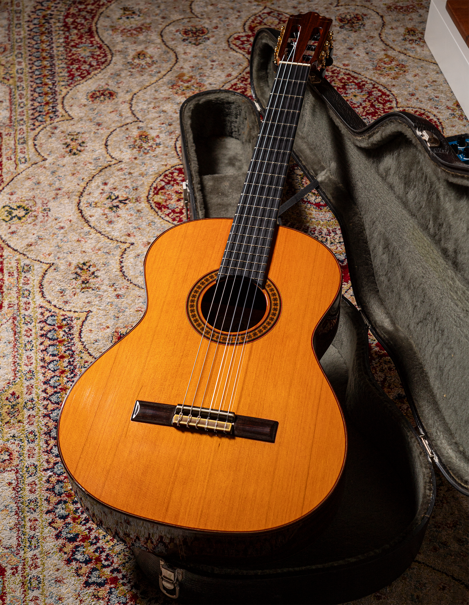 1998 Jose Ramirez Estudio 4E Classical Guitar