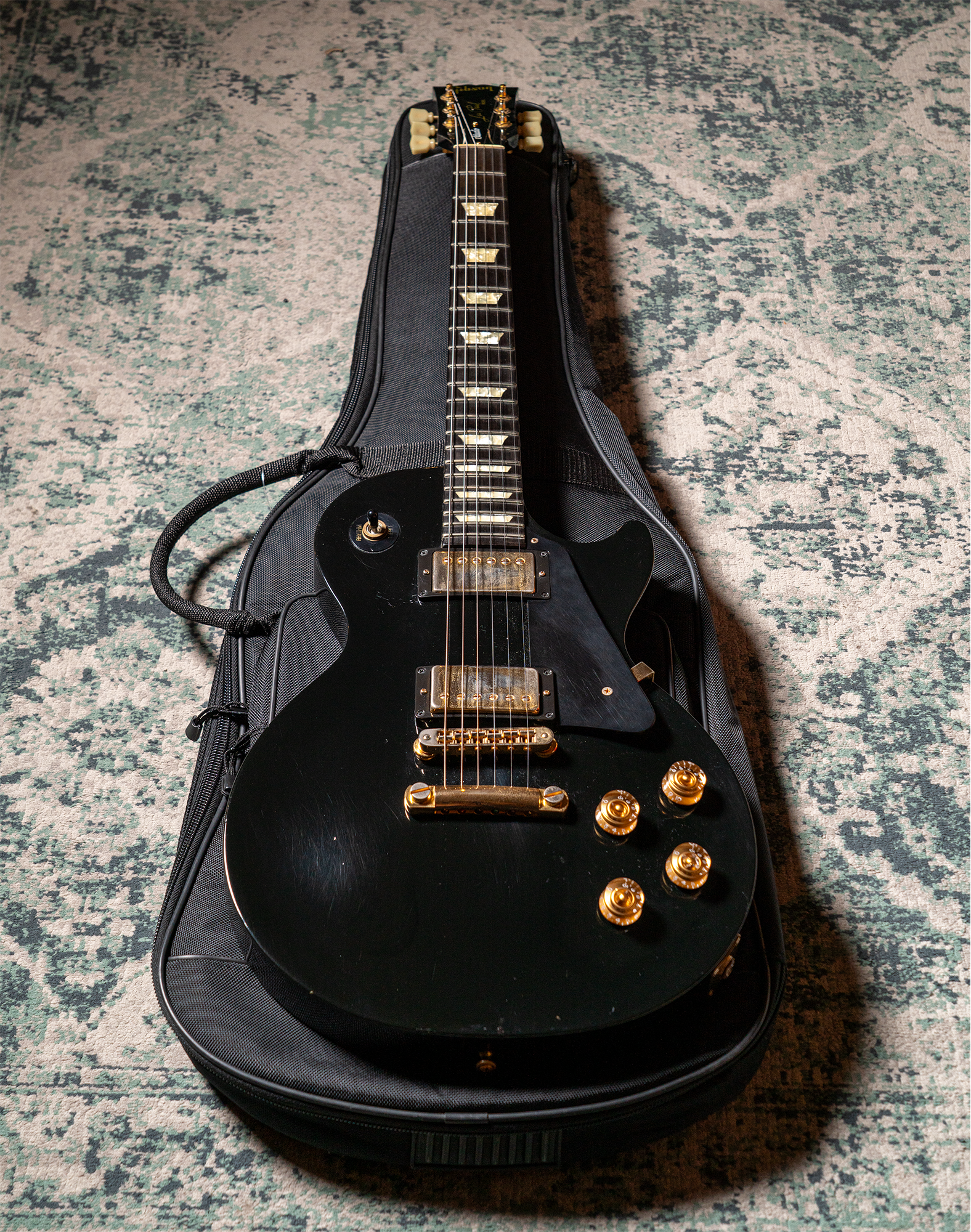 1996 Gibson Les Paul Studio Black w/Ebony Fretboard