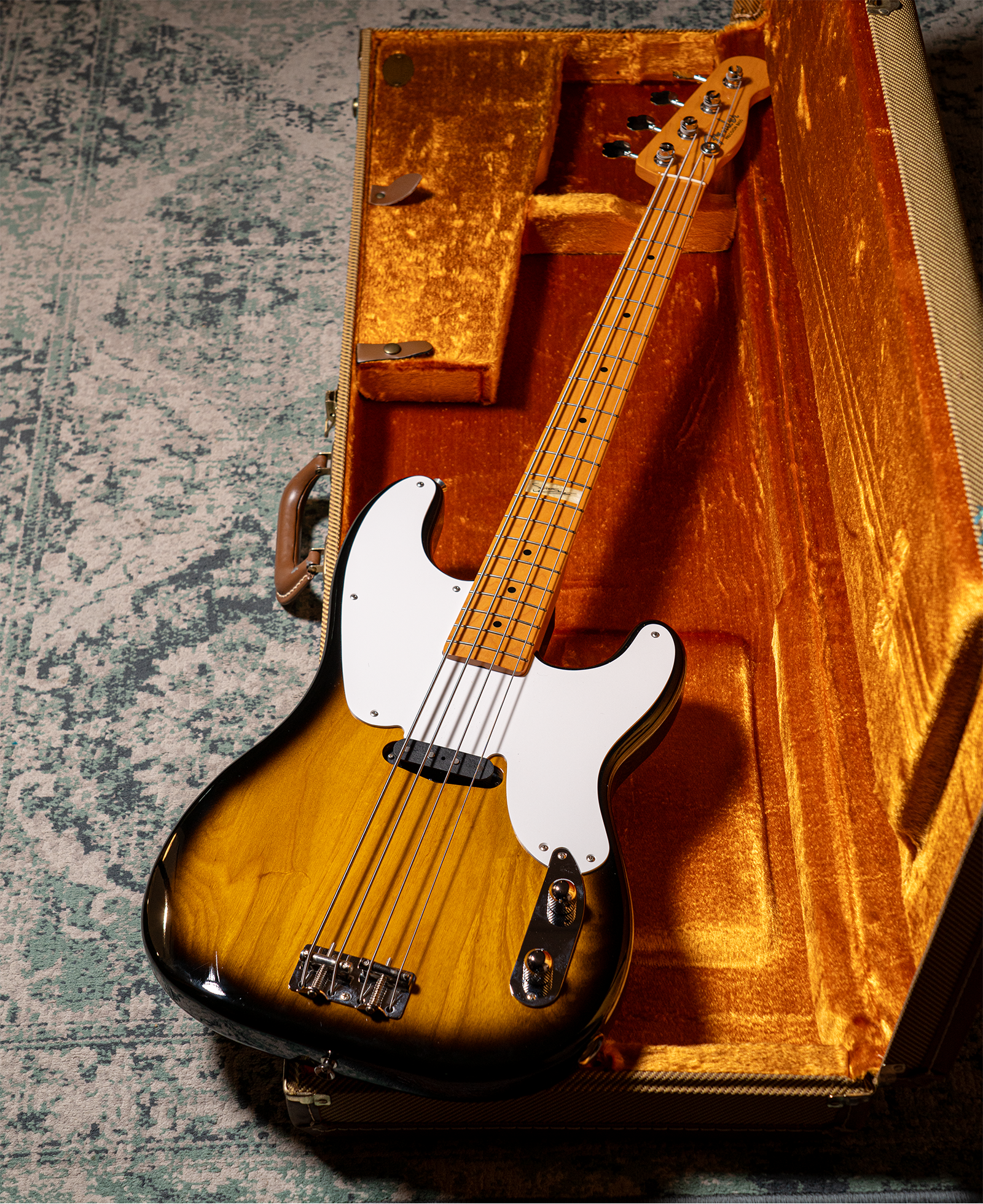 2006-2008 Fender Japan String Signature P-Bass 2-Tone Sunburst