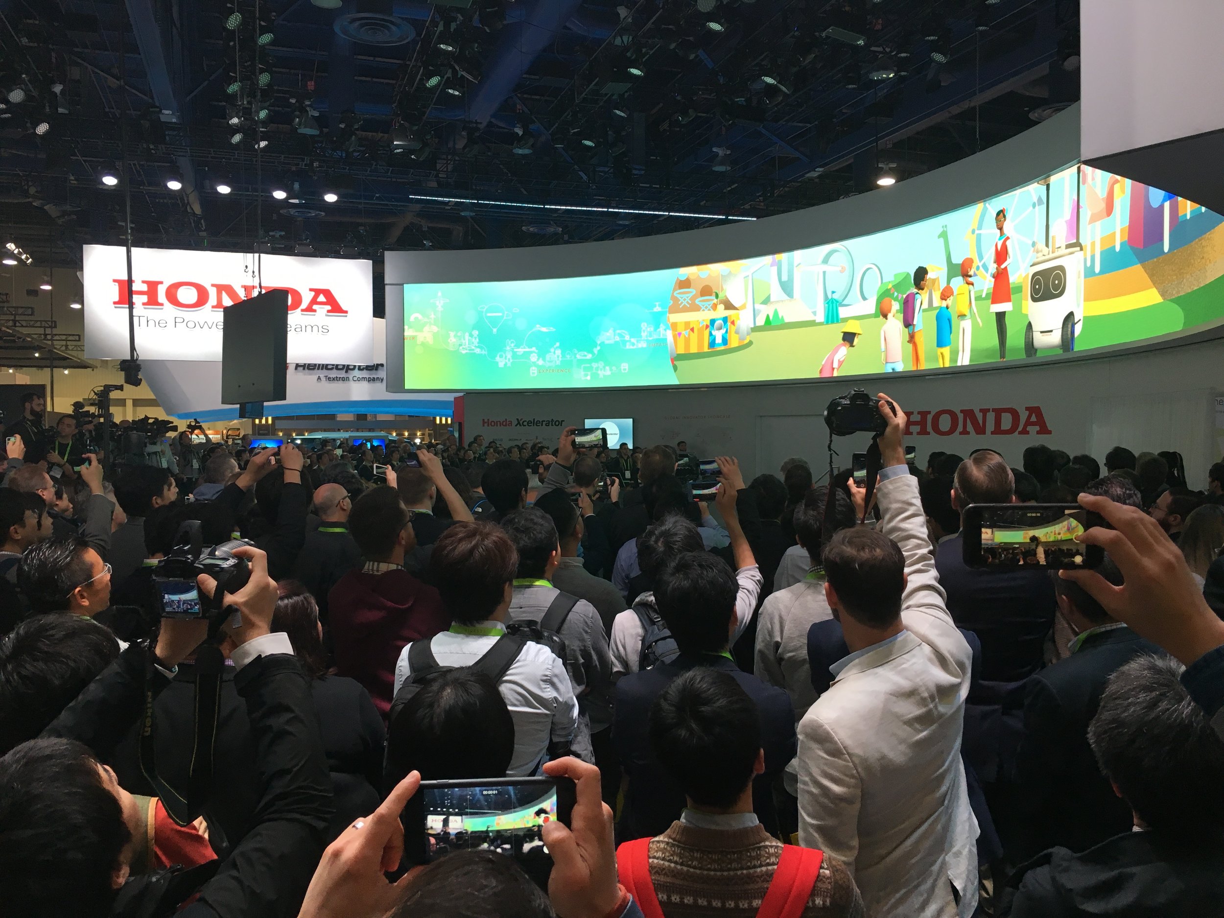 Honda CES 2018 Wide Screen 3D Animation_4.jpg