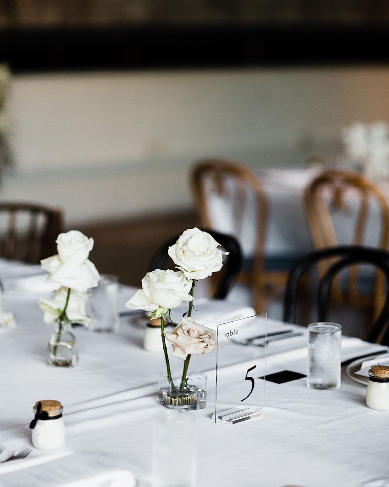 Minimalista table numbers in acrylic 🤍🖤

&mdash;

Venue SmogShoppe
Coordination + Florals @belovedeventsco 
Photography @banana___h 
Videography @onecreativefilms 
DJ + MC @hidefgroup 
Photo booth @nevercloudyevents 
HMUA @makeupbymjlee 
Paper Good