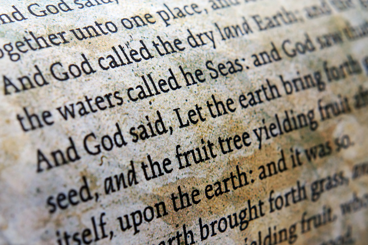 bible-close-up_MJUN_BDd.jpg