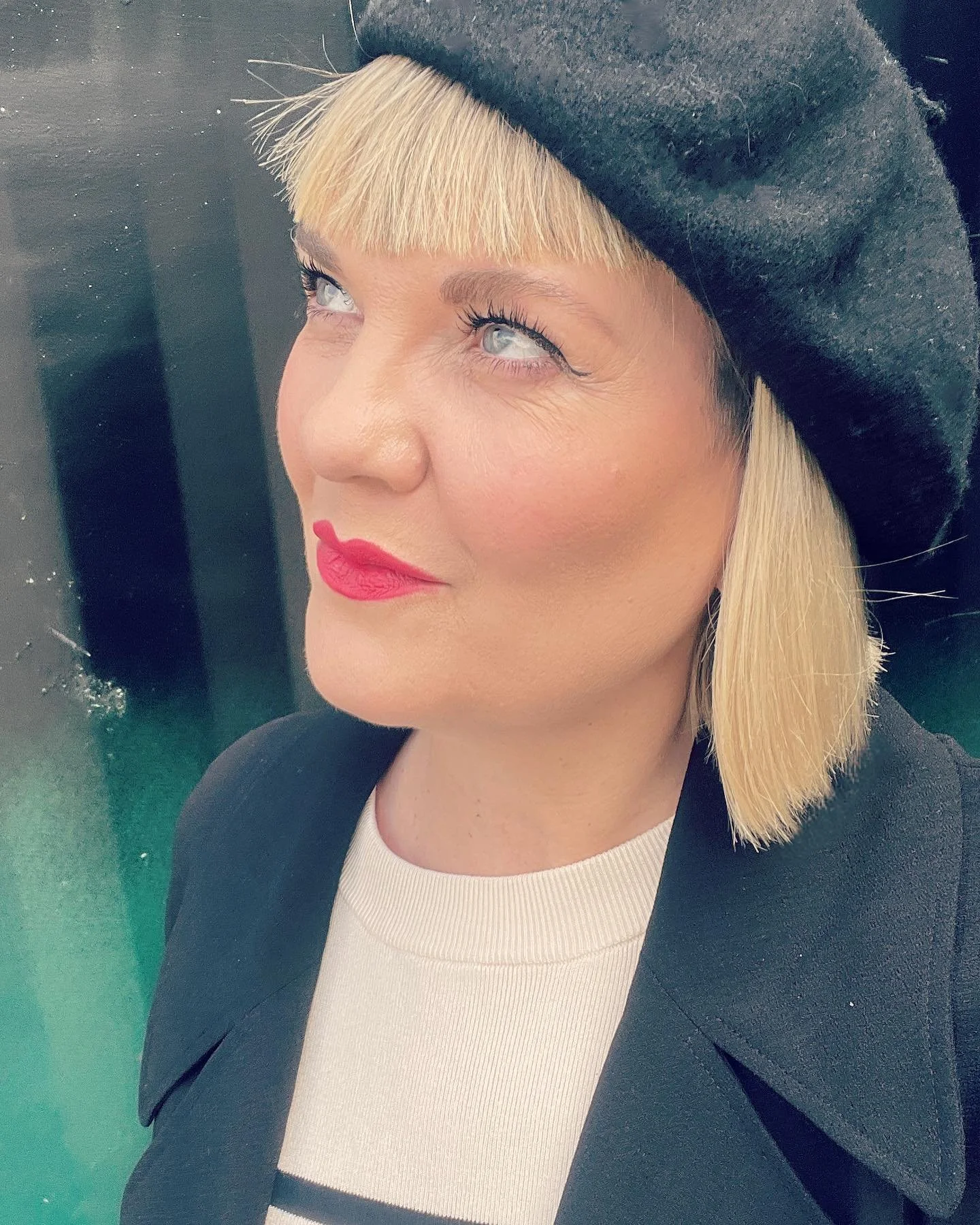 early june photo dump 🎶💥🌺❤️
🎧 &bdquo;Little Things&ldquo; - Jorja Smith
.
.
.
.
🎶 OST-Hafen, 🎶 @publixberlin, @studio14dierbbdachlounge @_anne_bo, somewhere in the middle of germany, 🎆
