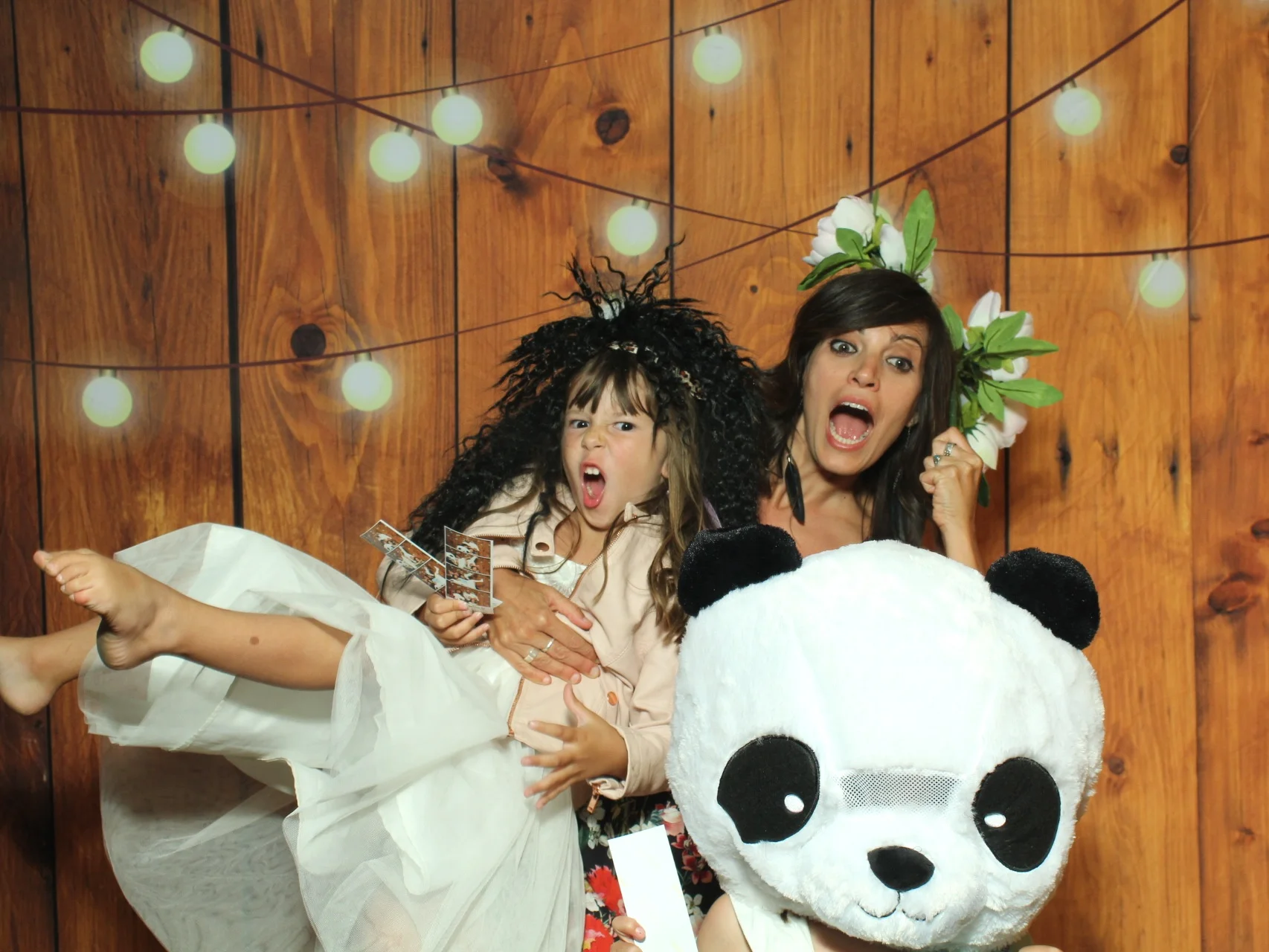 QTBooth_Queenstown_Photobooth_Wedding_6.jpg
