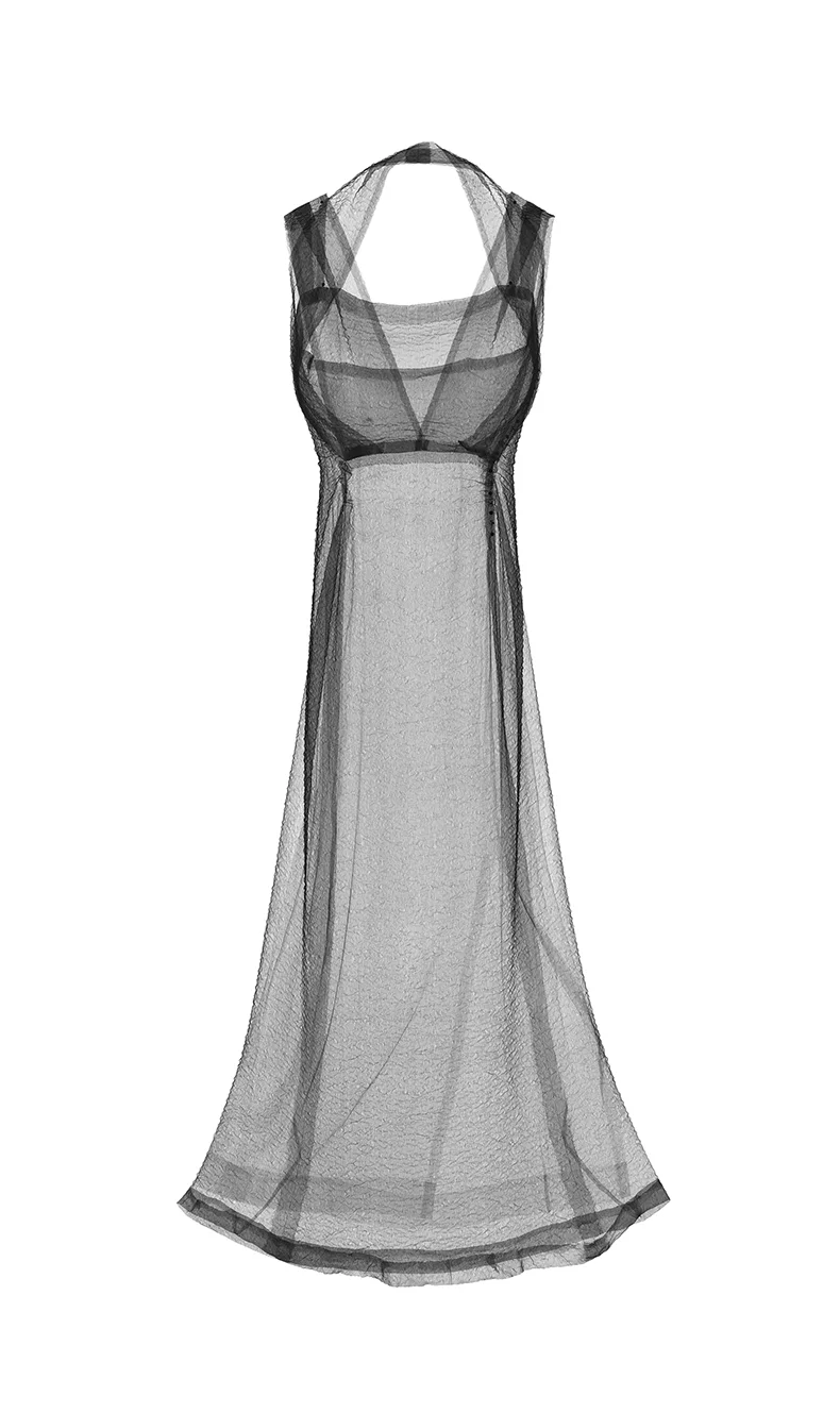 Silver Gown - ca. 1935 (T205 - 1973)