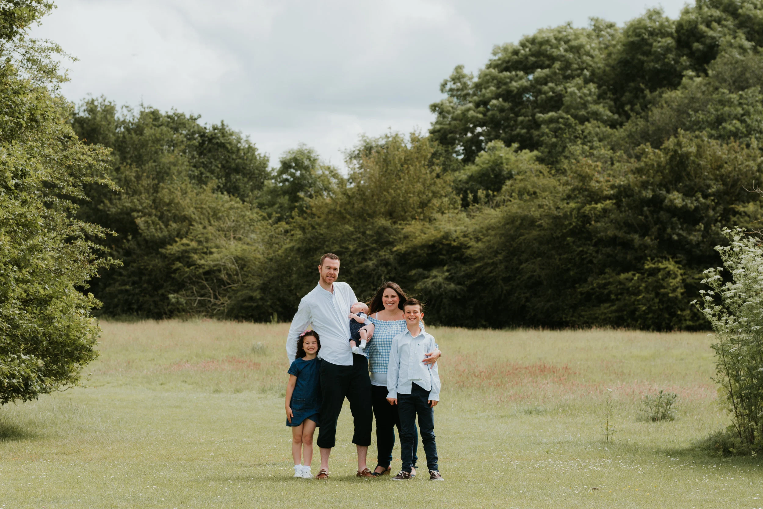 outdoor family photos Wokingham