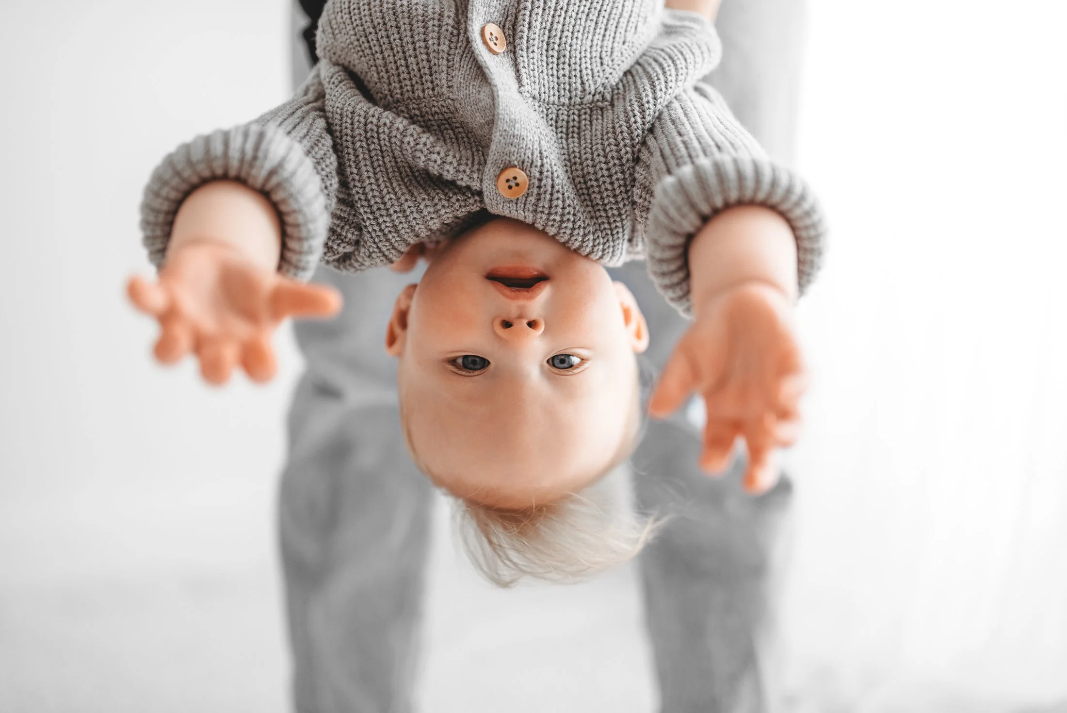 fun first birthday photography reading milestone studio session