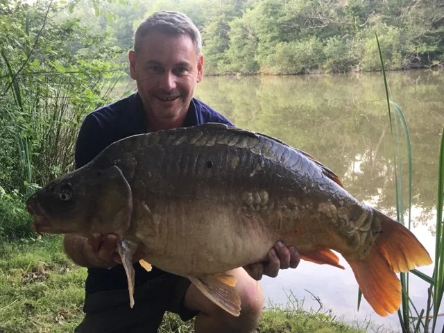 customer_catch_carp_2.jpg