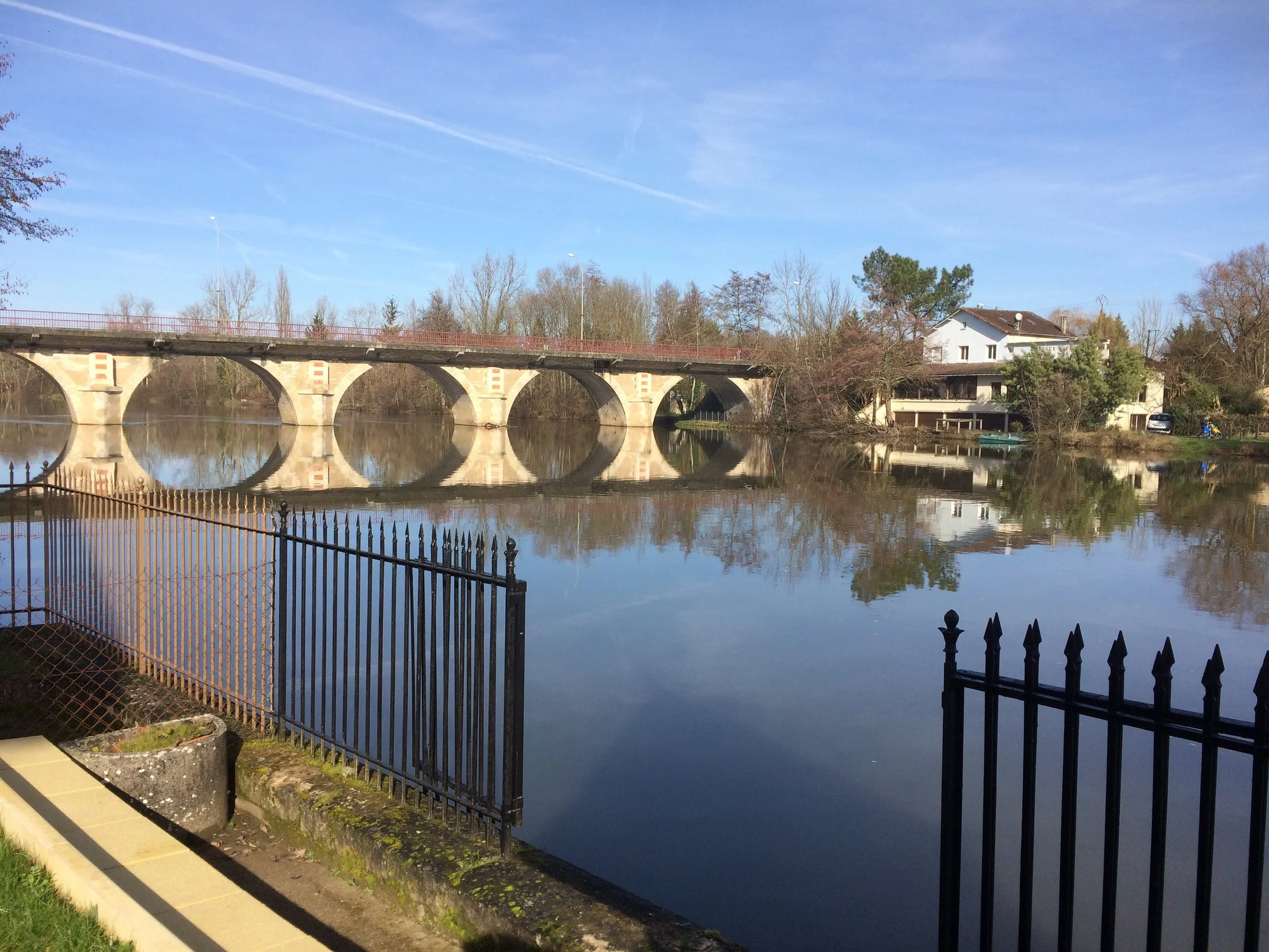 River View 2a.jpg