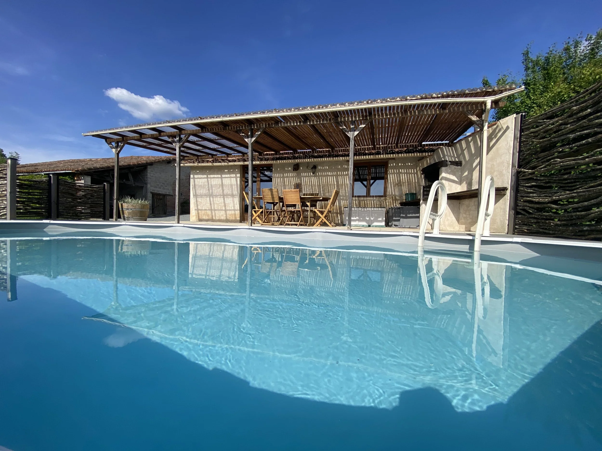 piscine 2.jpeg