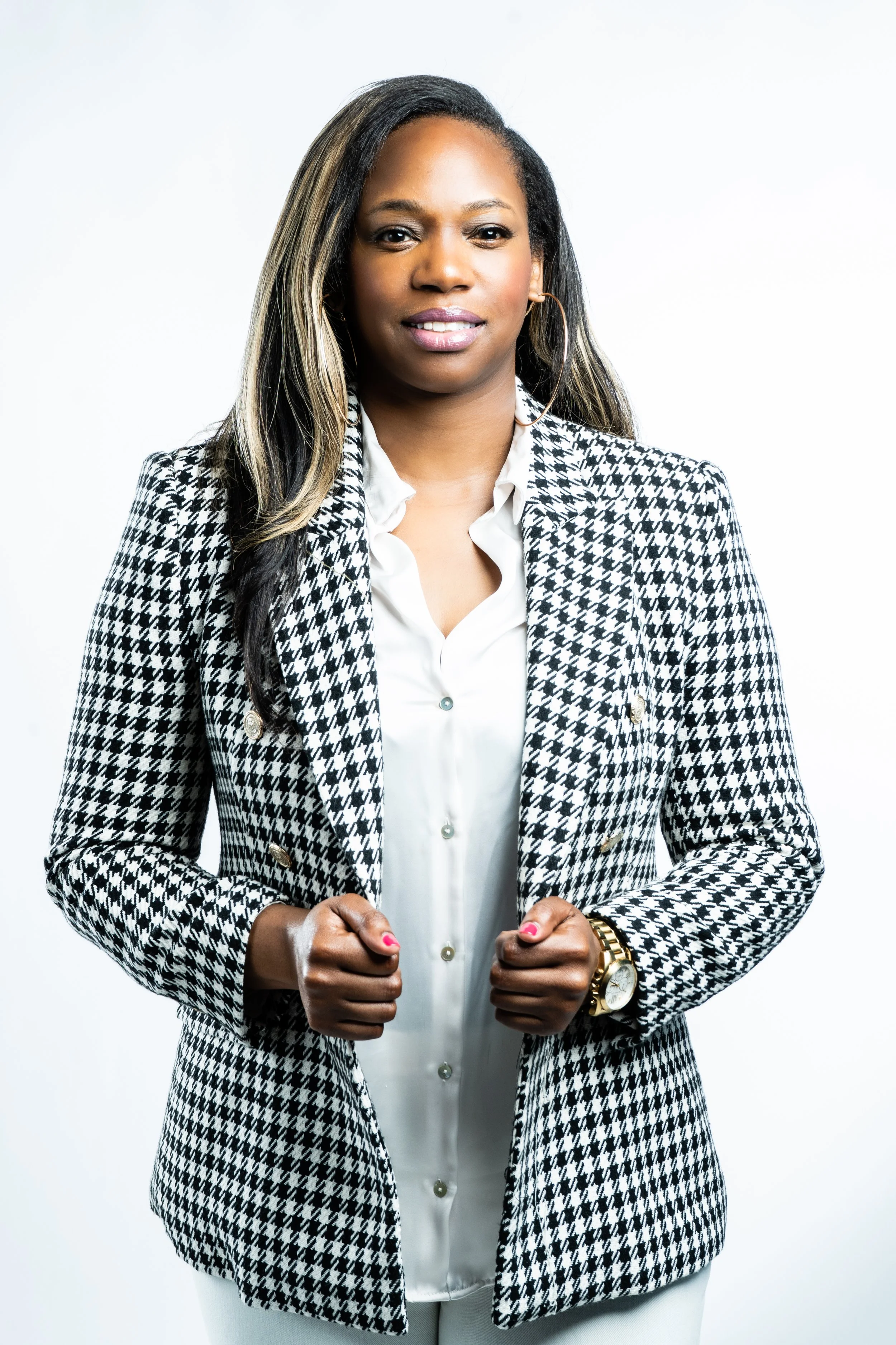 Shola-2.jpg