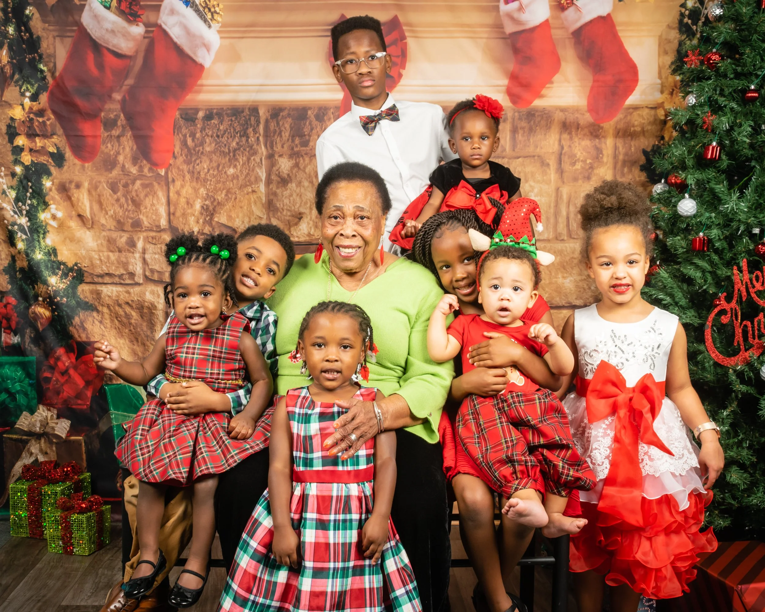 Whole Family Christmas 2020-31.jpg
