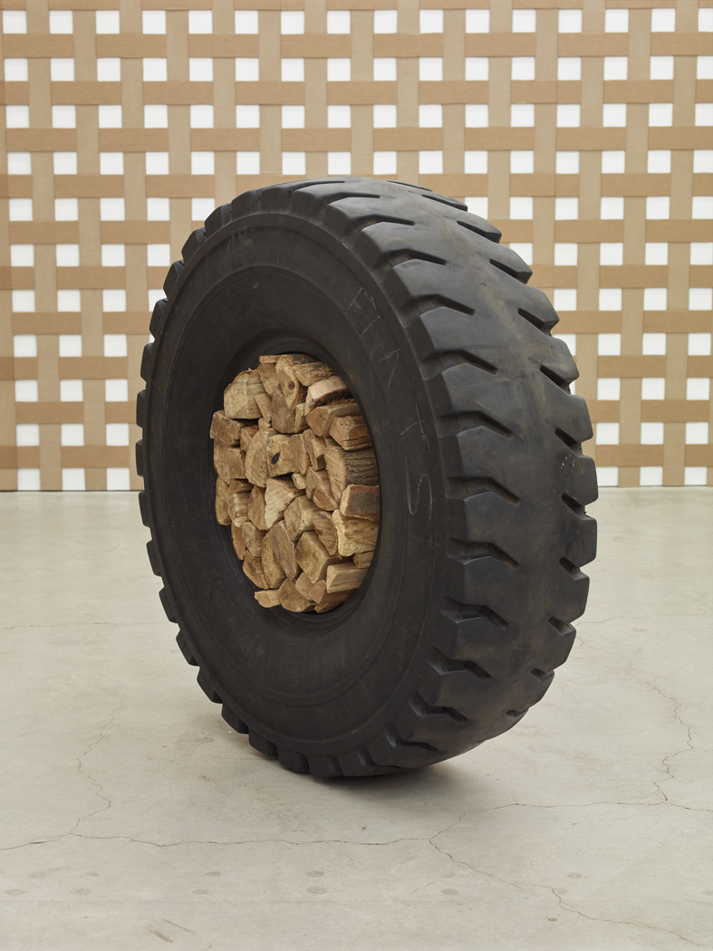 Tire, 2015