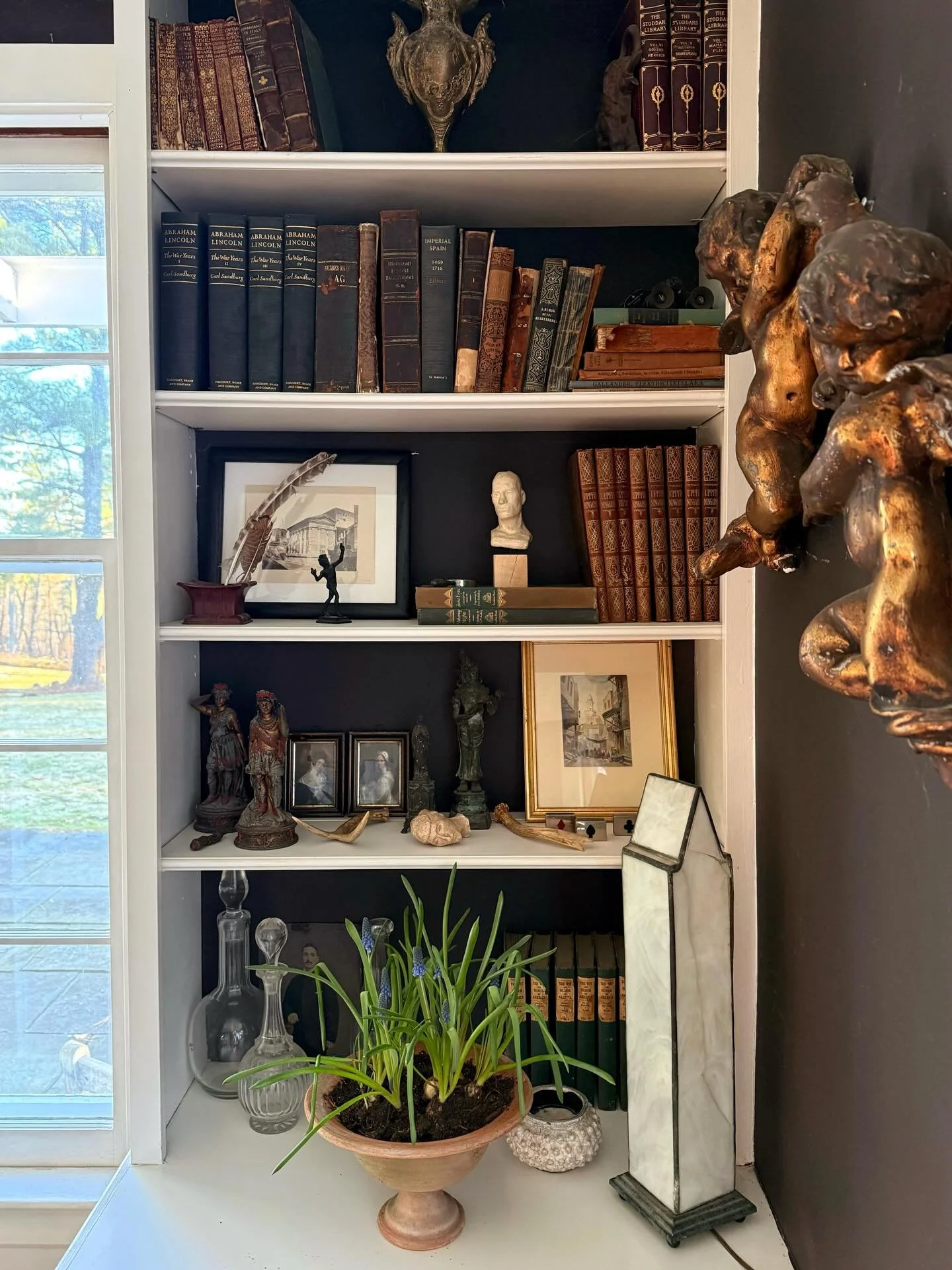 Spring is definitely in the air but oh my, Mother Nature isn&rsquo;t making it easy getting there. In one week we&rsquo;ve gone from two feet of snow covering the yard, to temps in the high 70s, to torrential rains, and then back to freezing. The goo