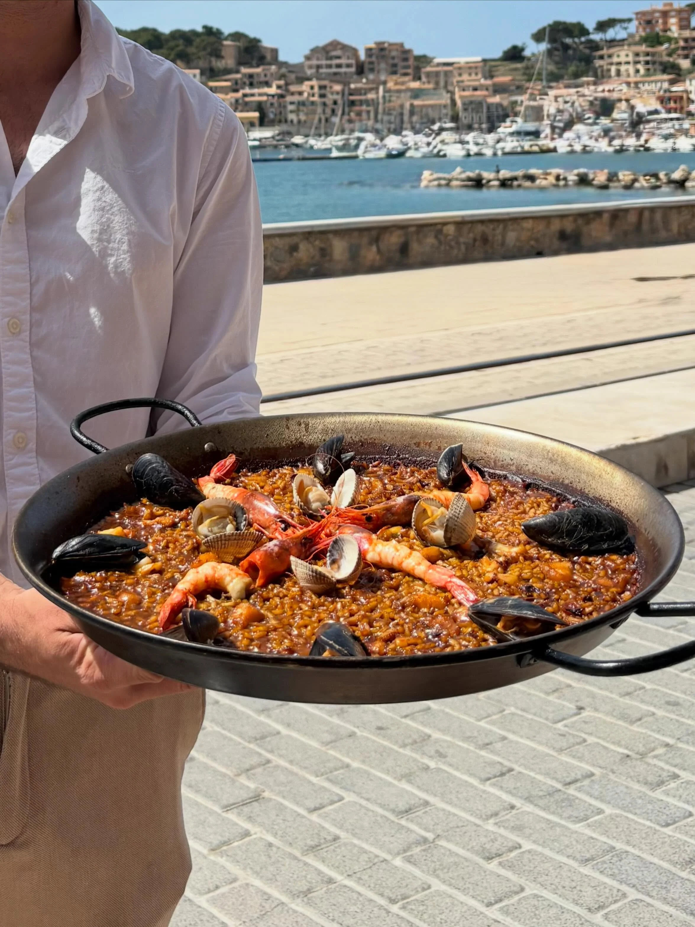 Algunos de nuestros arroces, entre muchos&hellip; &iquest;cu&aacute;l elegir&iacute;as? 🍽️✨

#arrozes #pescadofresco #disfrutar