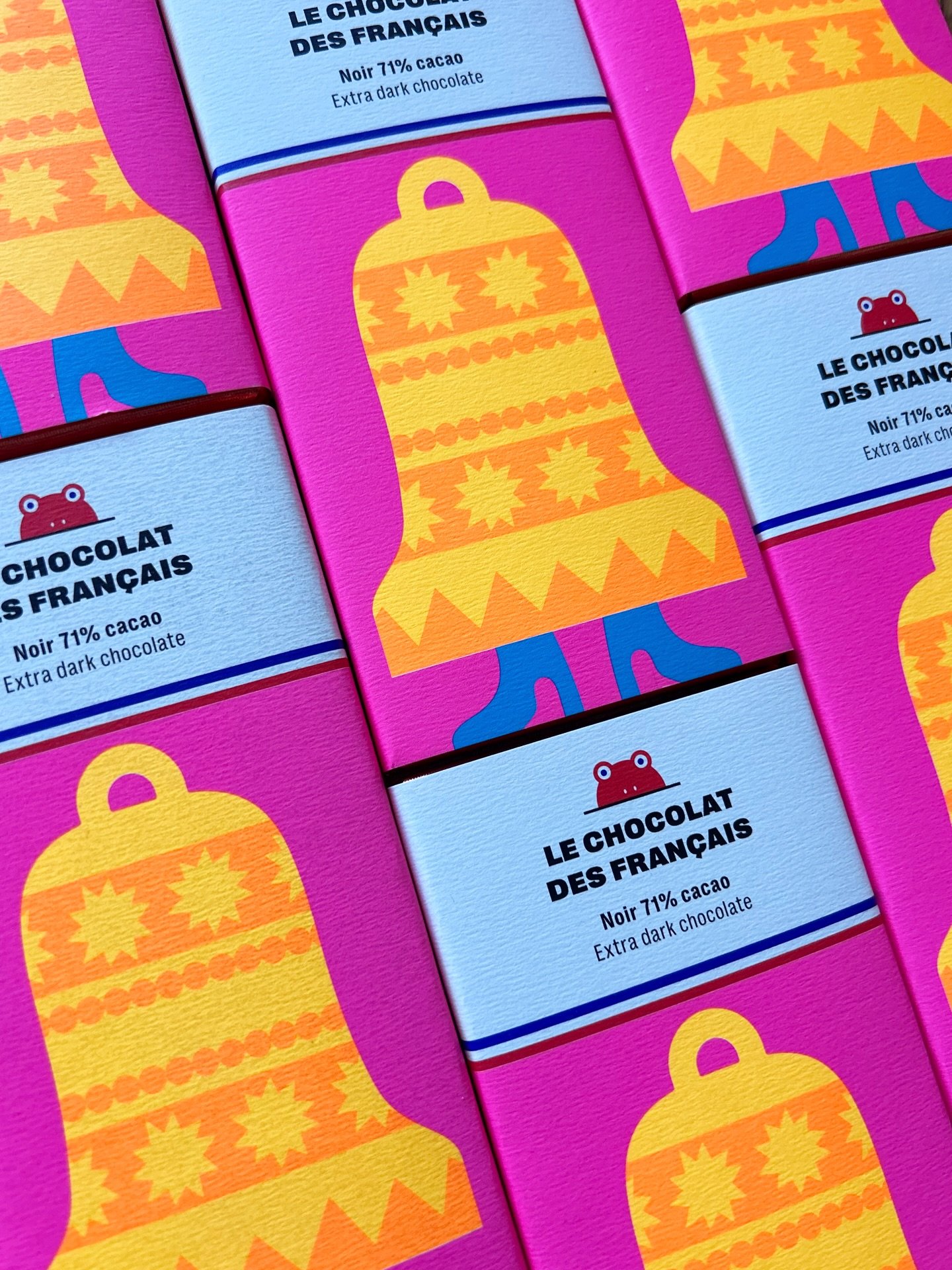 Tablettes personnalisables: 
Pacques / No&euml;l / Anniversaire 
Mini tablette sp&eacute;ciale JO
Merci @lechocolatdesfrancais 💙🤍❤️

( Tout &ccedil;a n&rsquo;arrange pas mon addiction au chocolat 🙃 )