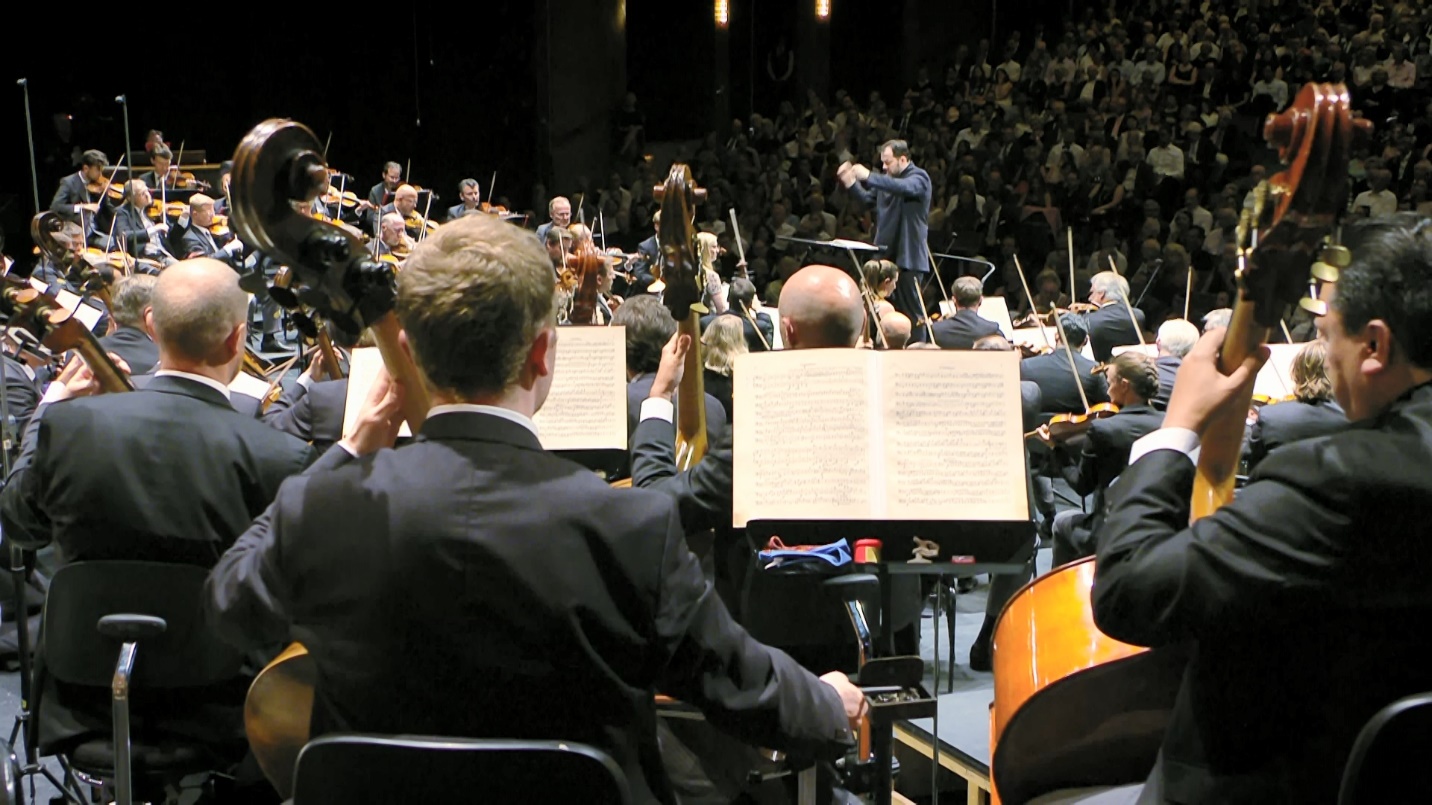 mahler2nelsons03.jpg