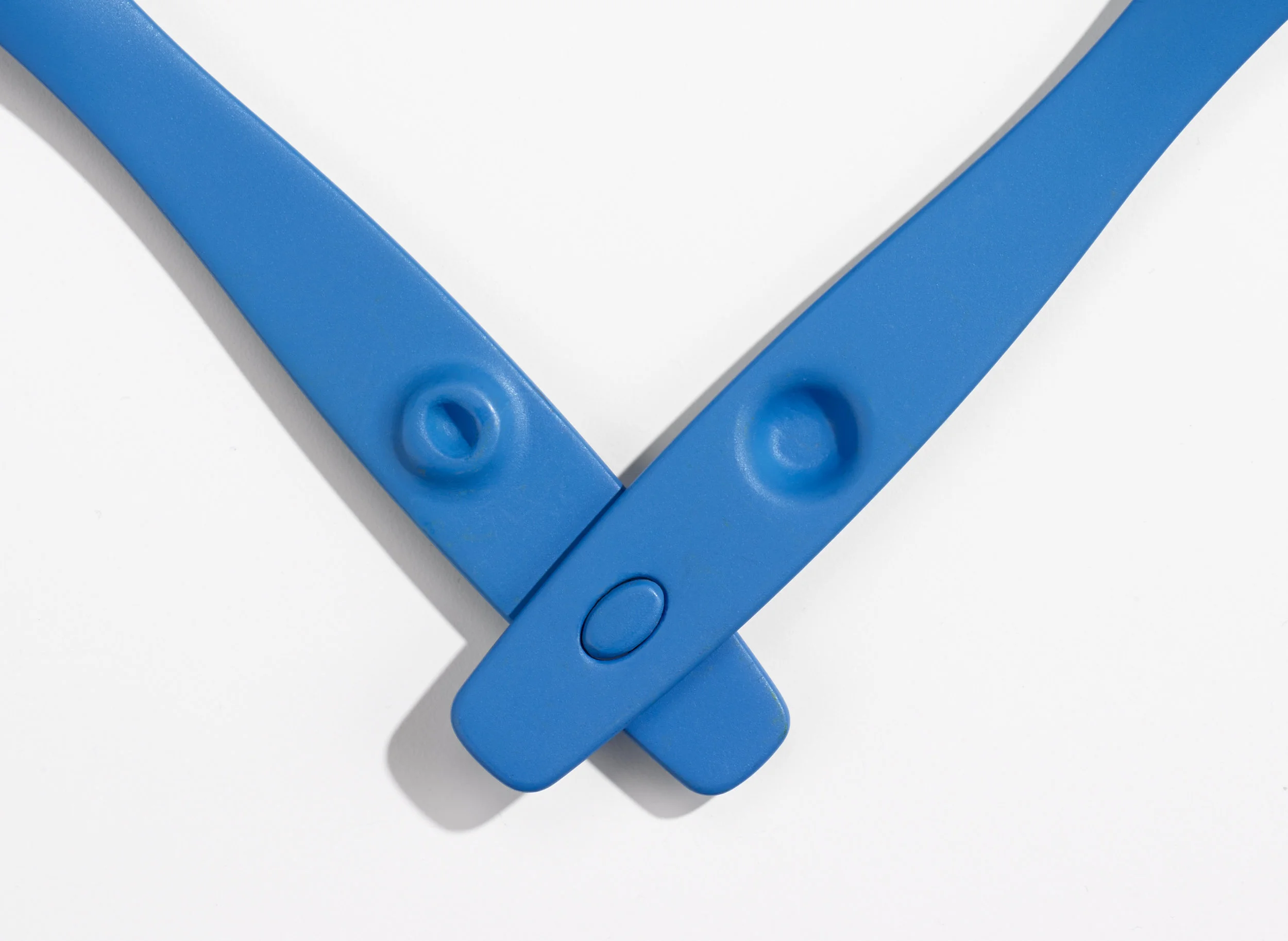 TONGS_SPATULA_BLUE_OPEN_1.jpg
