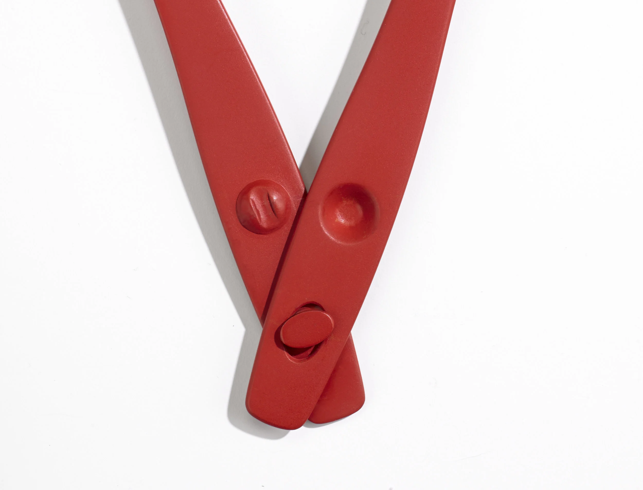 TONGS_SPOON_RED_OPEN.jpg