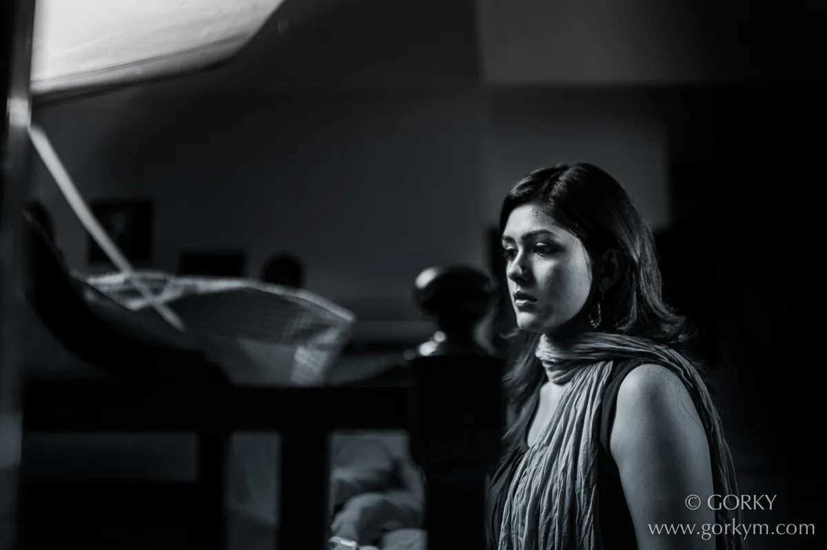 Mrunal-Thakur-BW.jpg