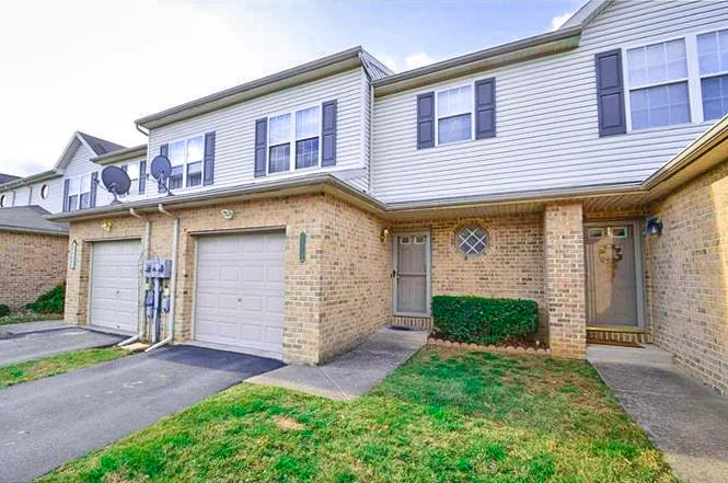 20180926-6459 Pioneer Drive.jpg